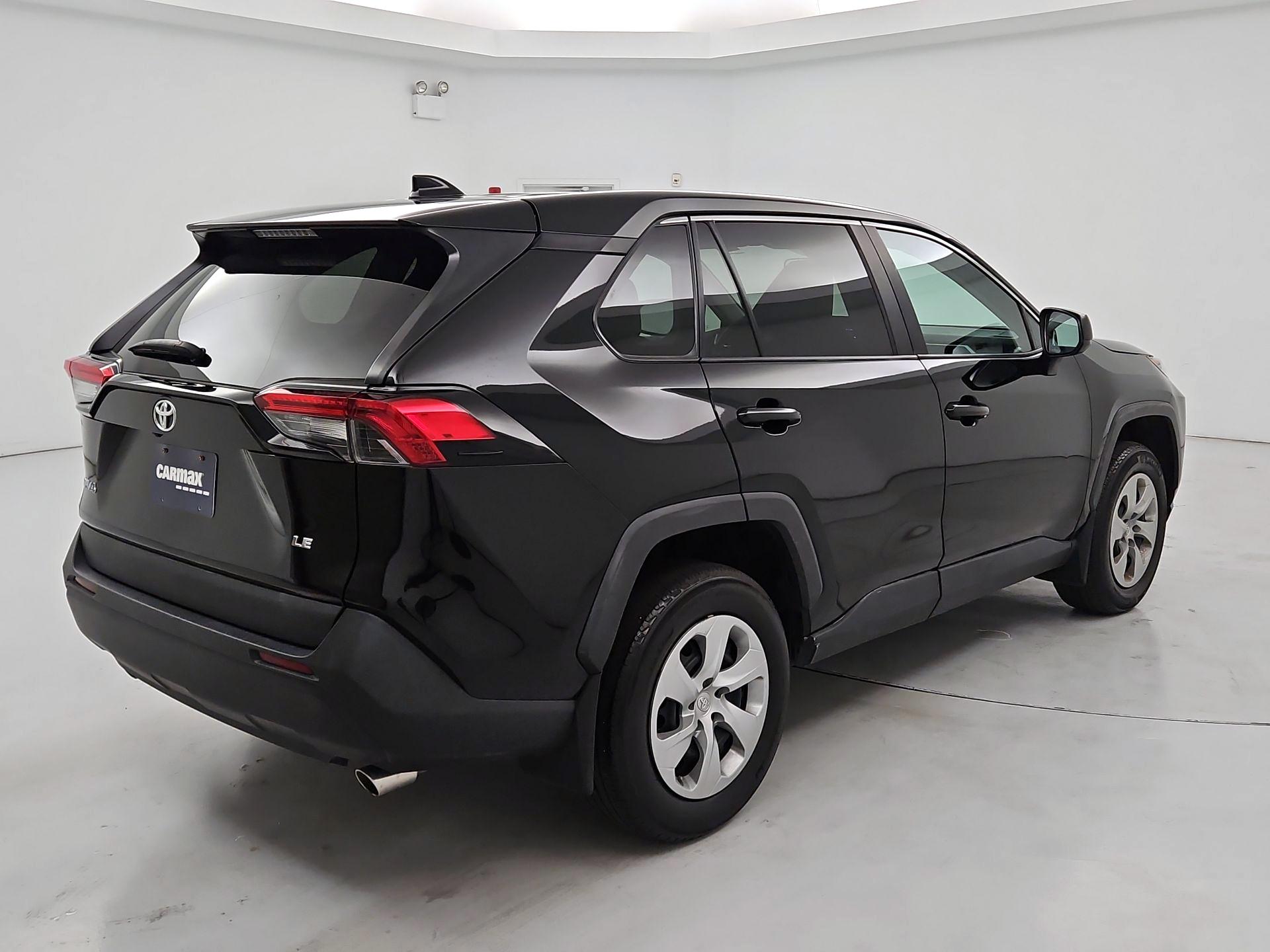 Thumbnail: 2022 Toyota RAV4 - 5