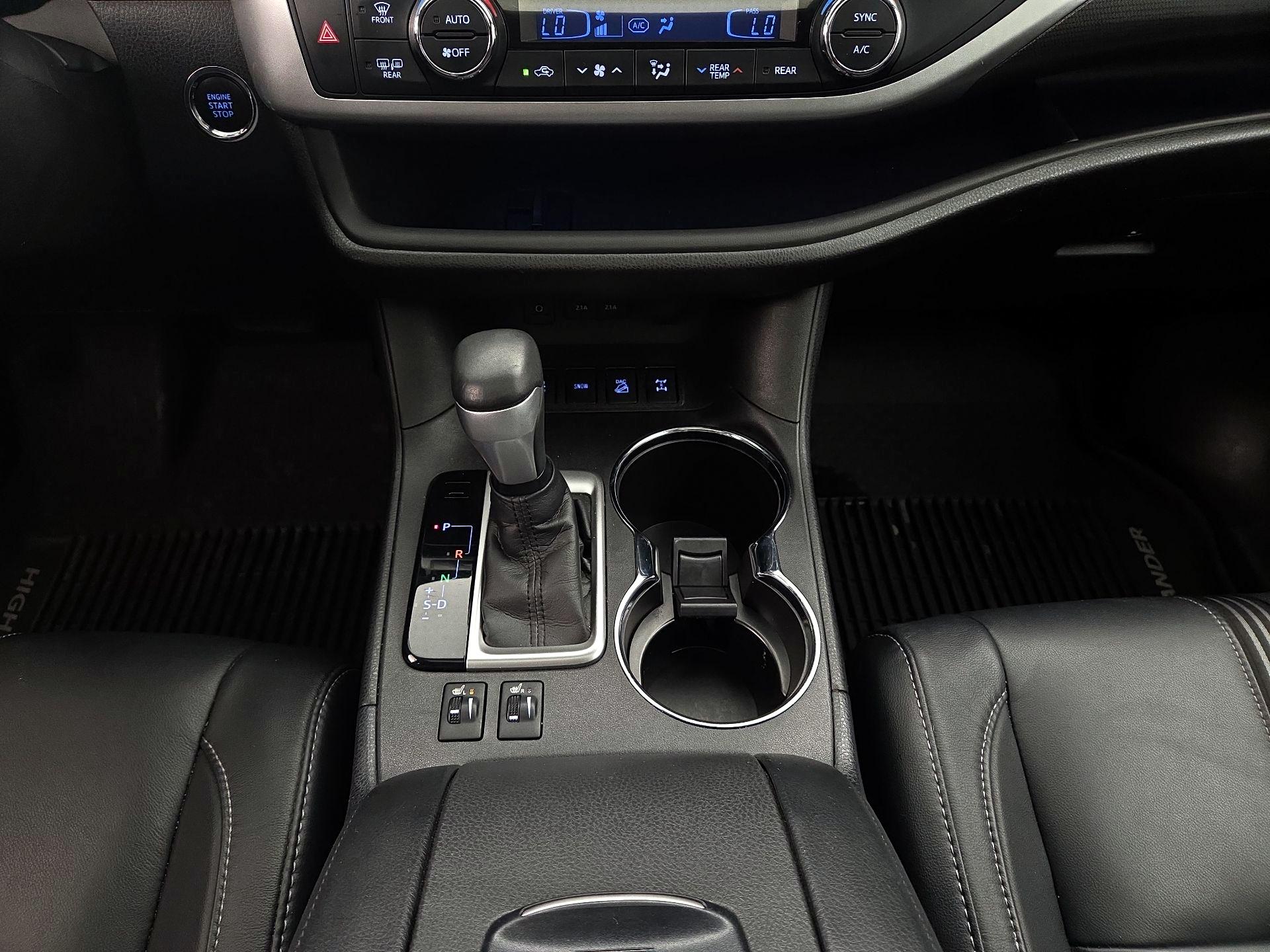 Thumbnail: 2018 Toyota Highlander - 18