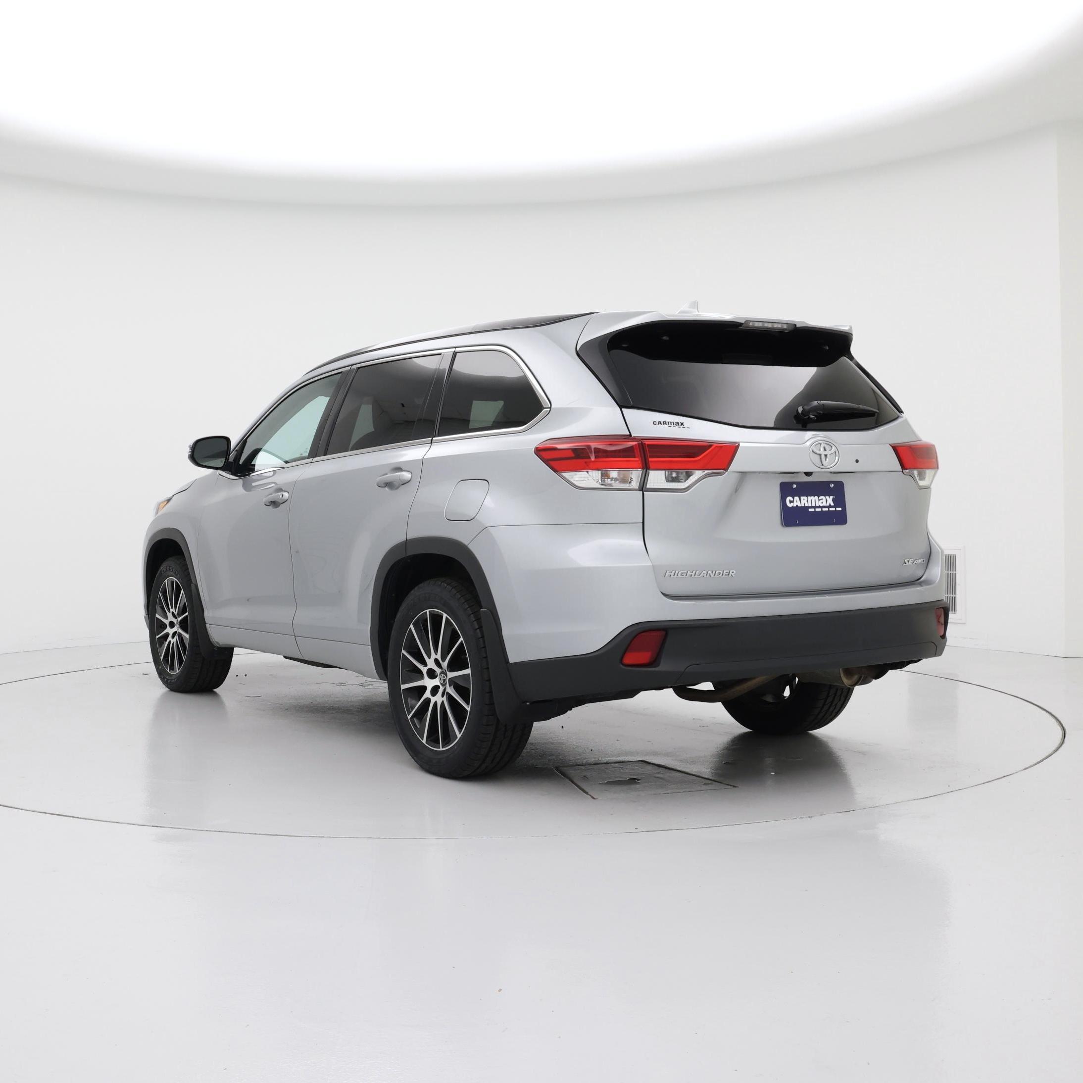 Thumbnail: 2018 Toyota Highlander - 2