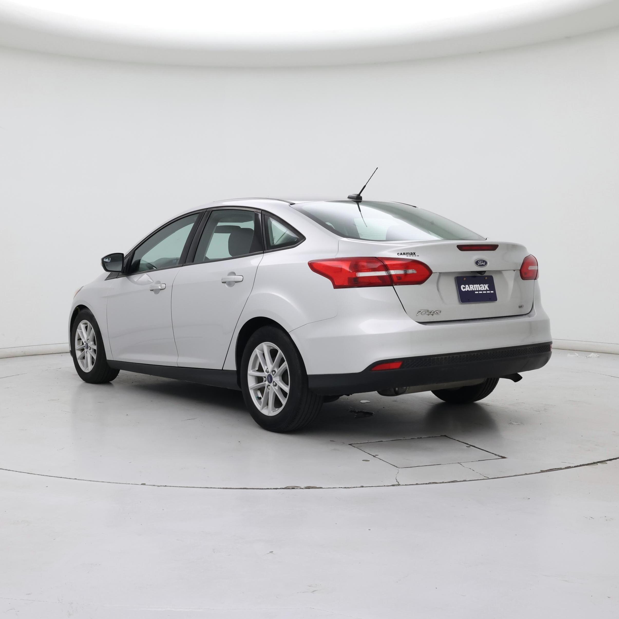 Thumbnail: 2017 Ford Focus - 2