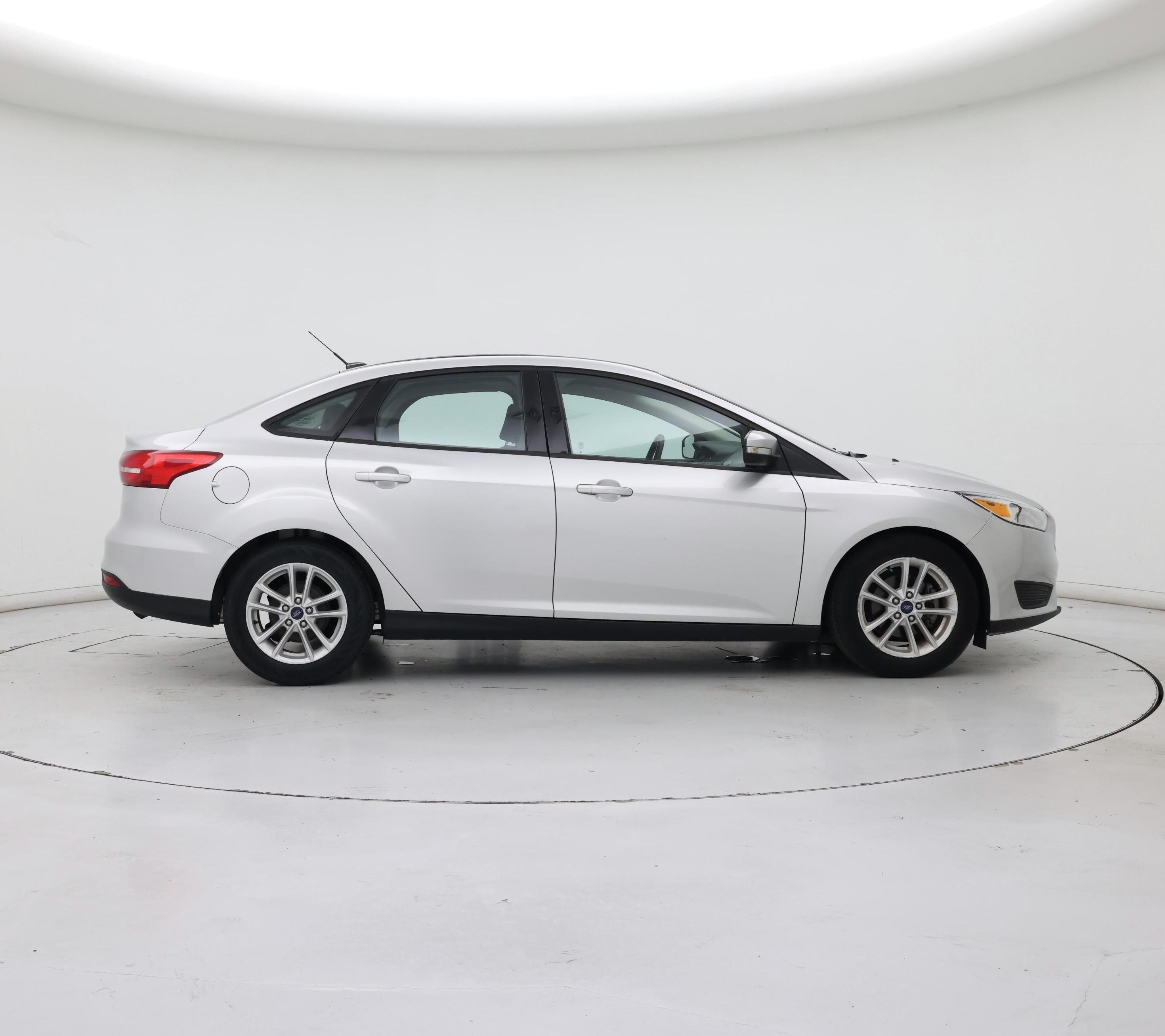 Thumbnail: 2017 Ford Focus - 7
