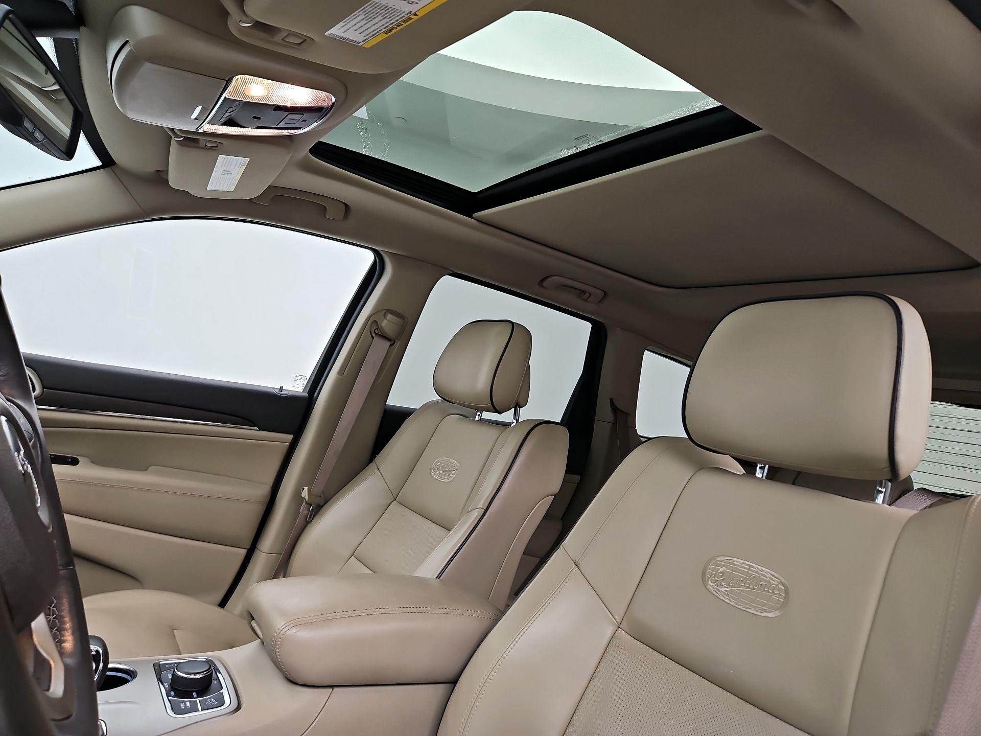 Thumbnail: 2014 Jeep Grand Cherokee - 20