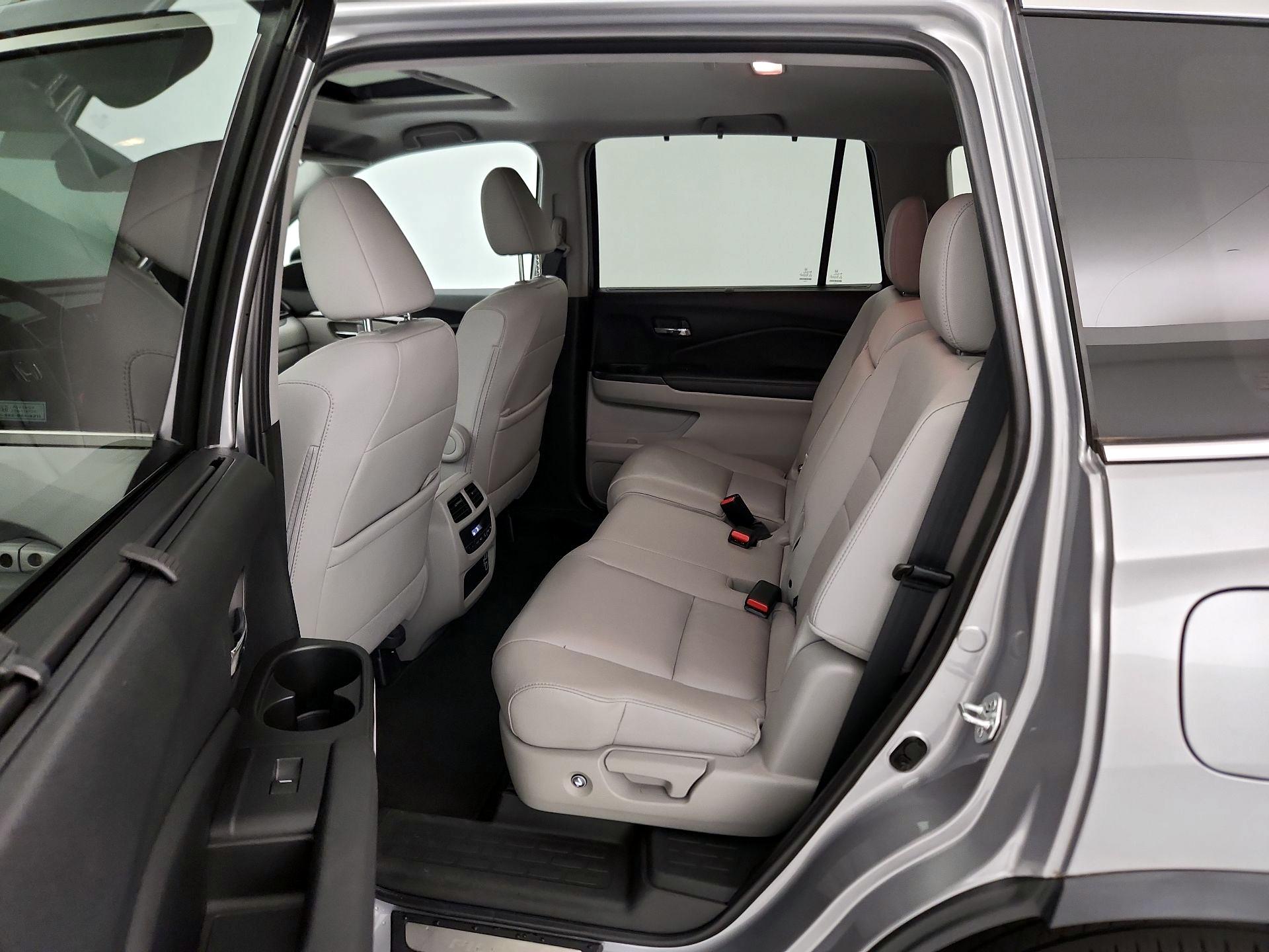 Thumbnail: 2021 Honda Pilot - 20
