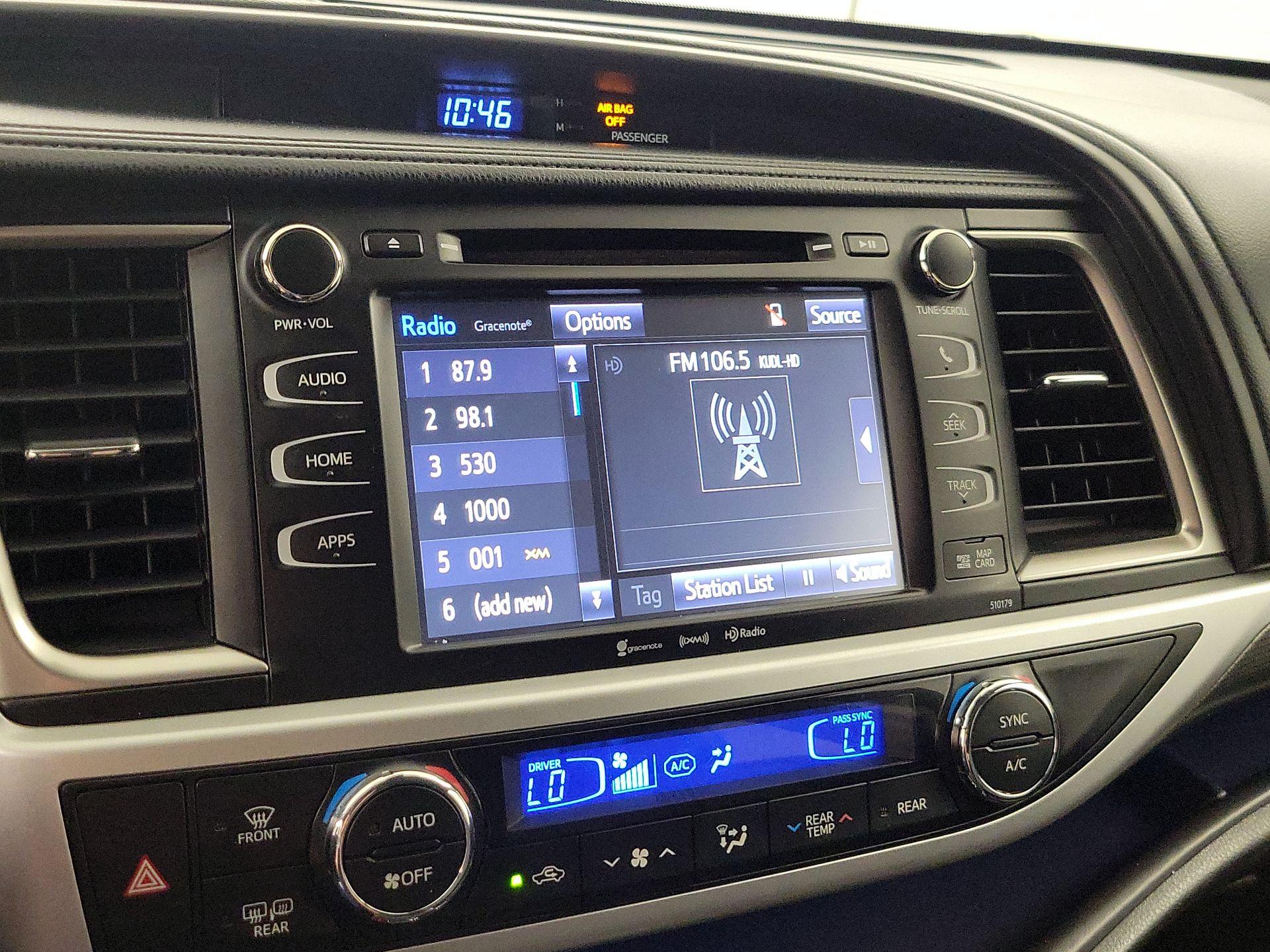 Thumbnail: 2017 Toyota Highlander - 16