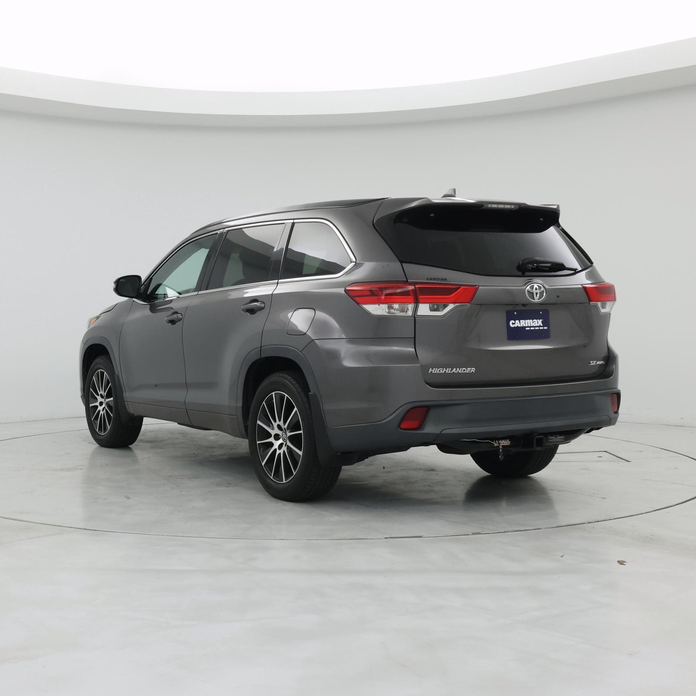 Thumbnail: 2017 Toyota Highlander - 2