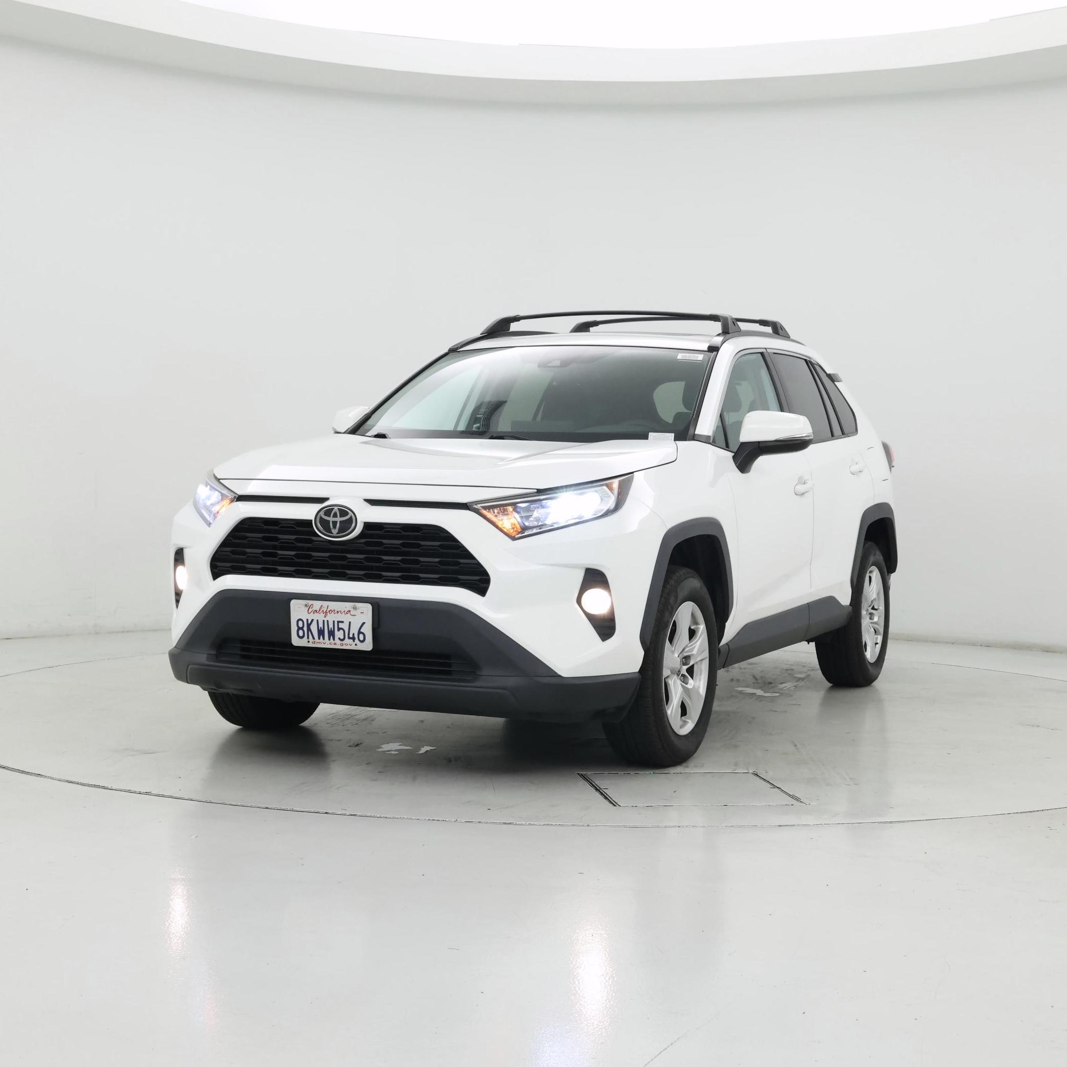 Thumbnail: 2019 Toyota RAV4 - 4