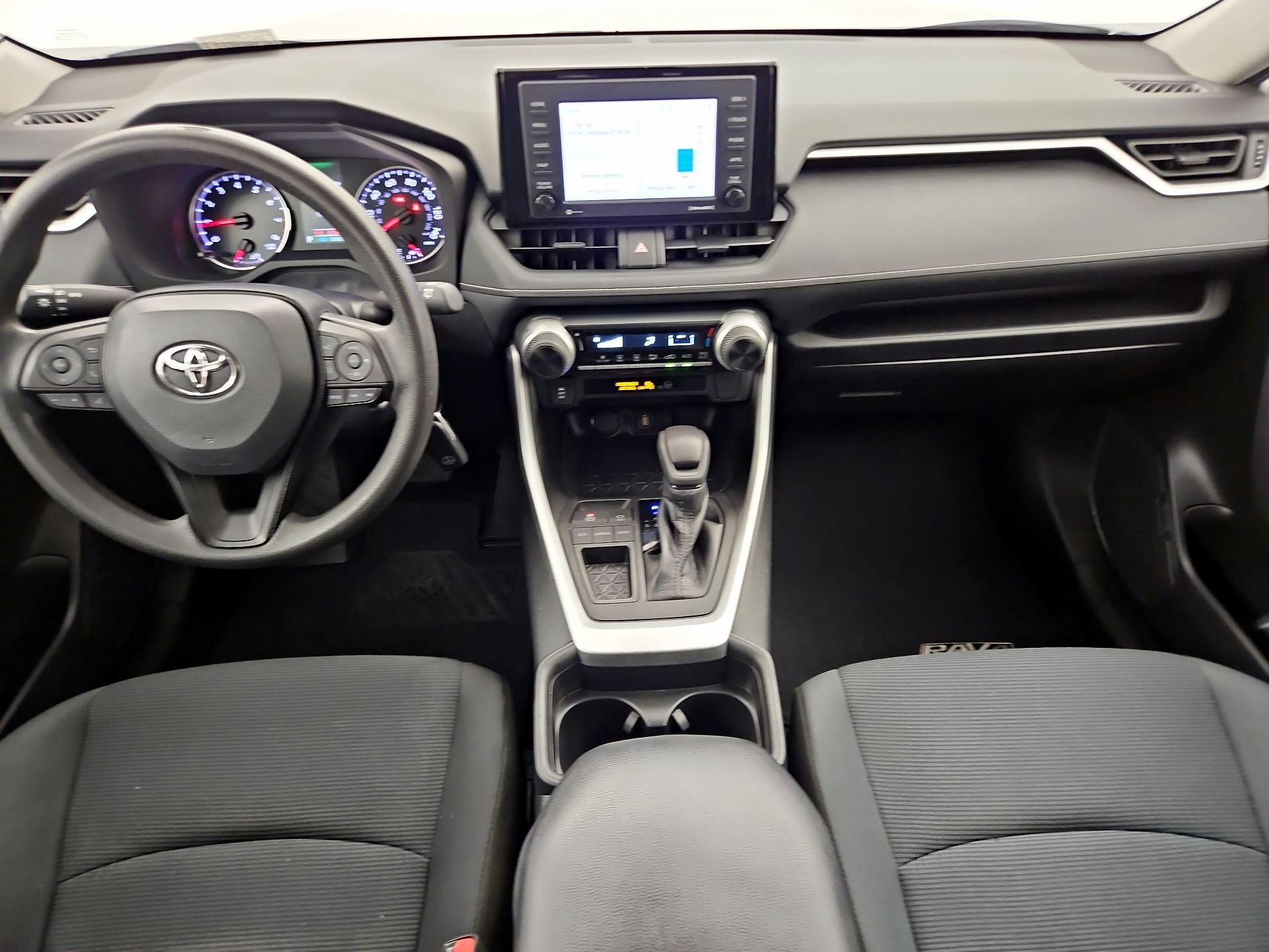 Thumbnail: 2021 Toyota RAV4 - 9