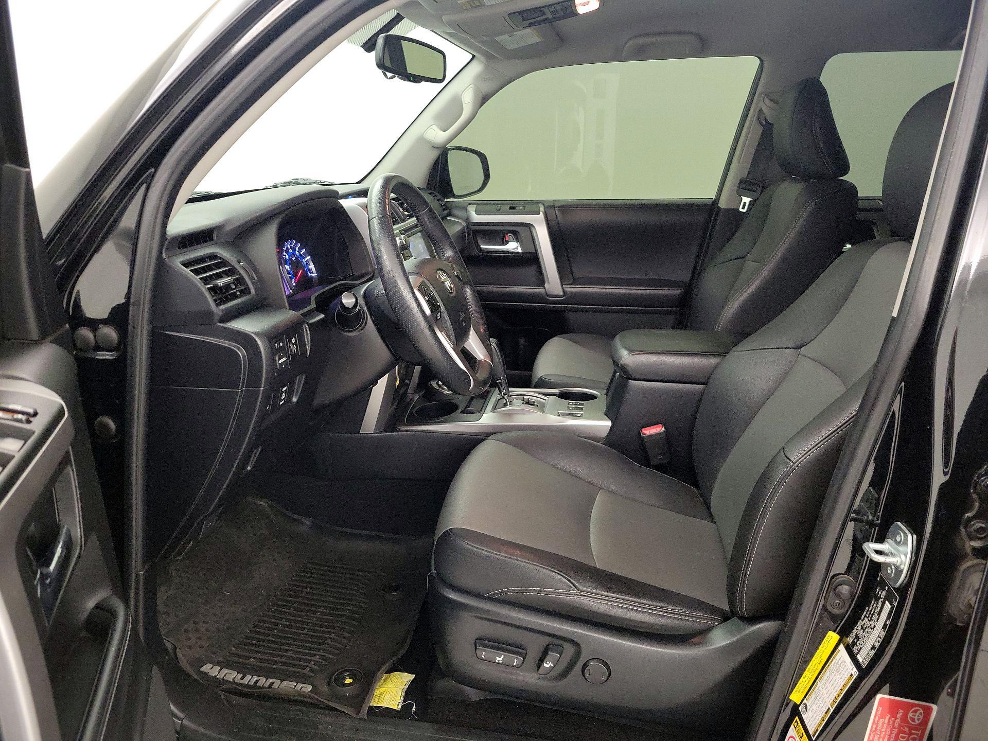 Thumbnail: 2019 Toyota 4Runner - 11