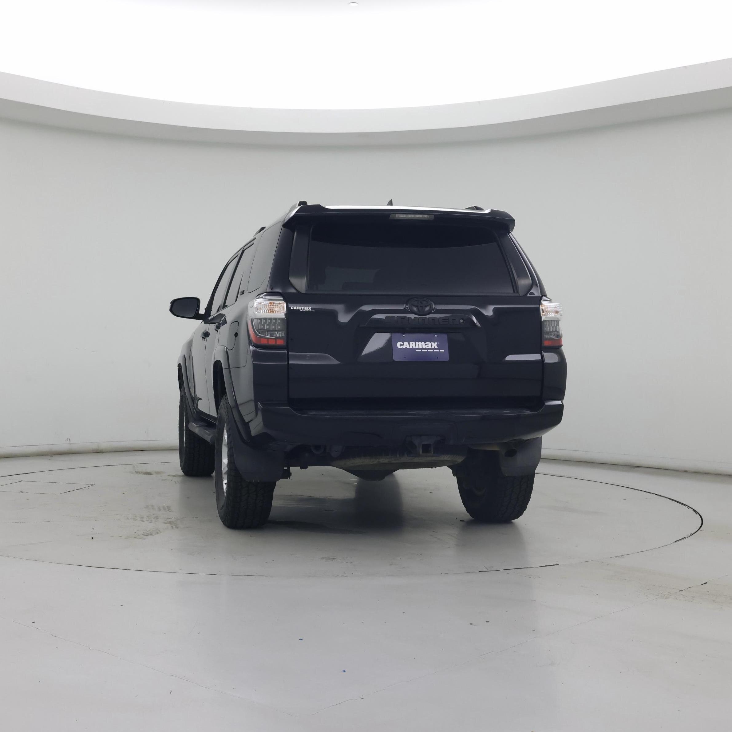 Thumbnail: 2019 Toyota 4Runner - 6