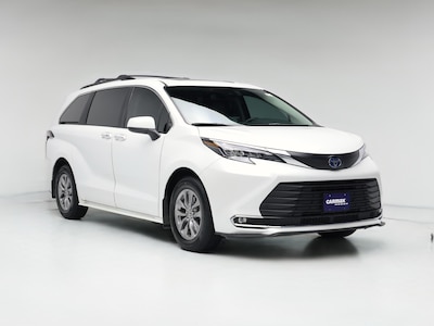 2024 Toyota Sienna Hybrid XLE