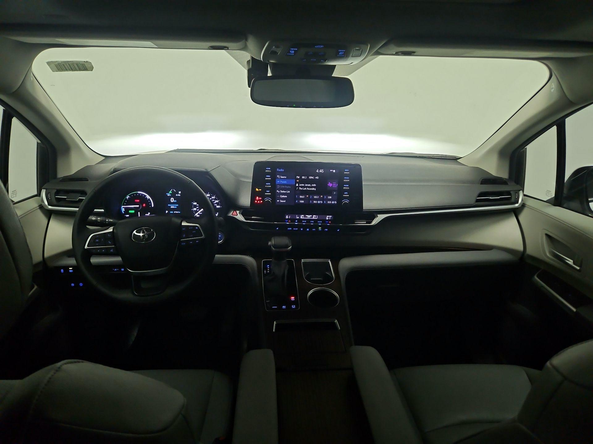 Thumbnail: 2024 Toyota Sienna - 9