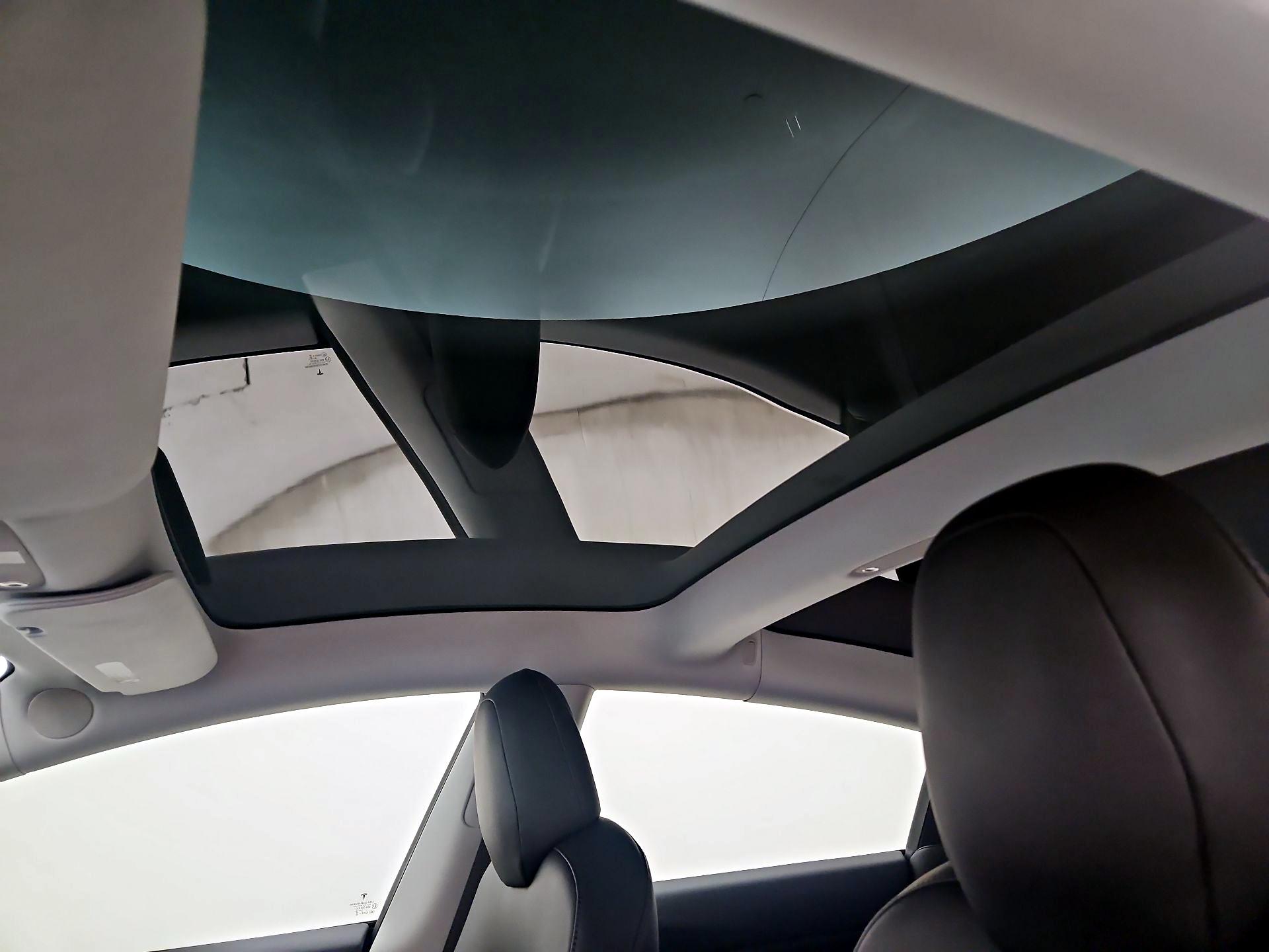 Thumbnail: 2019 Tesla Model 3 - 18