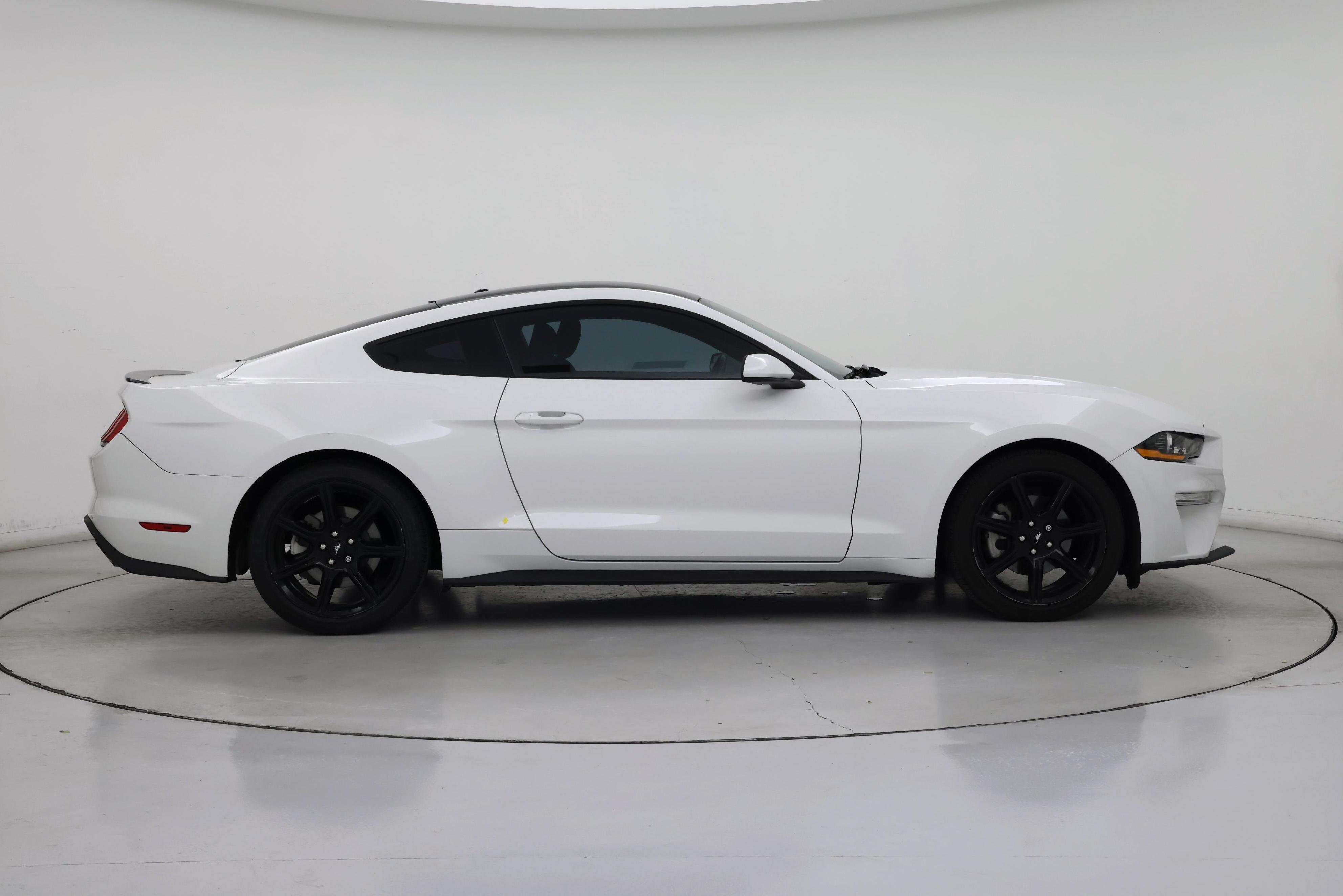Thumbnail: 2019 Ford Mustang - 7