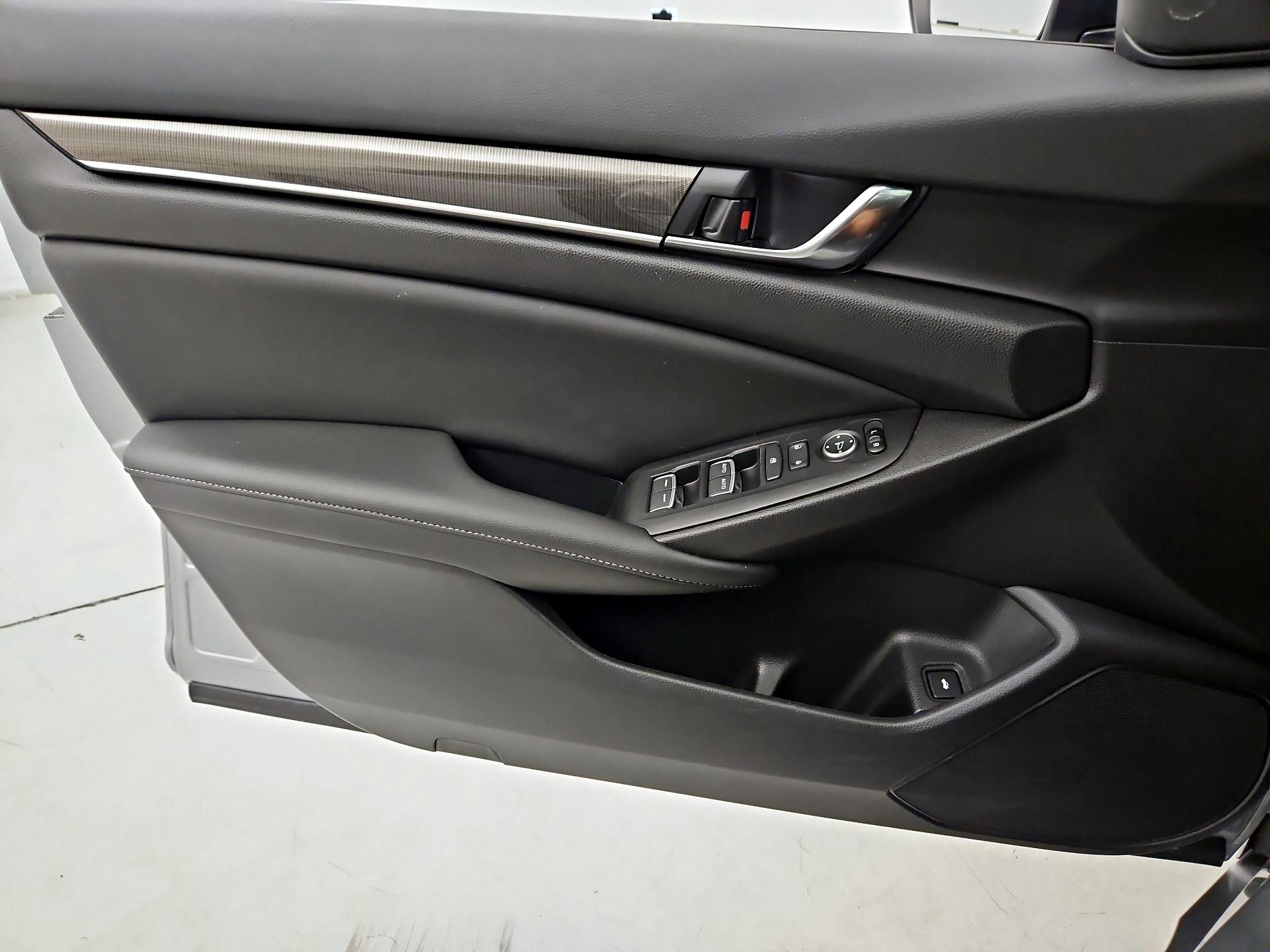 Thumbnail: 2022 Honda Accord - 12