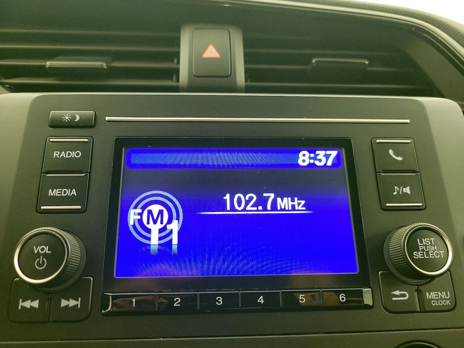 2019 Honda Civic Hatchback LX - Photo 16