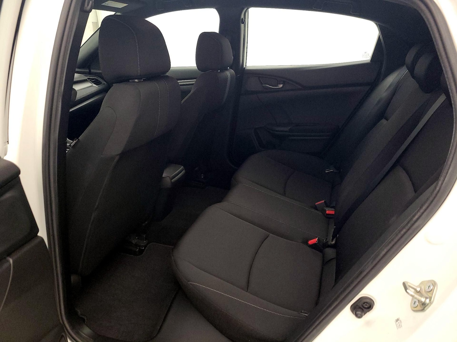 2019 Honda Civic Hatchback LX - Photo 20