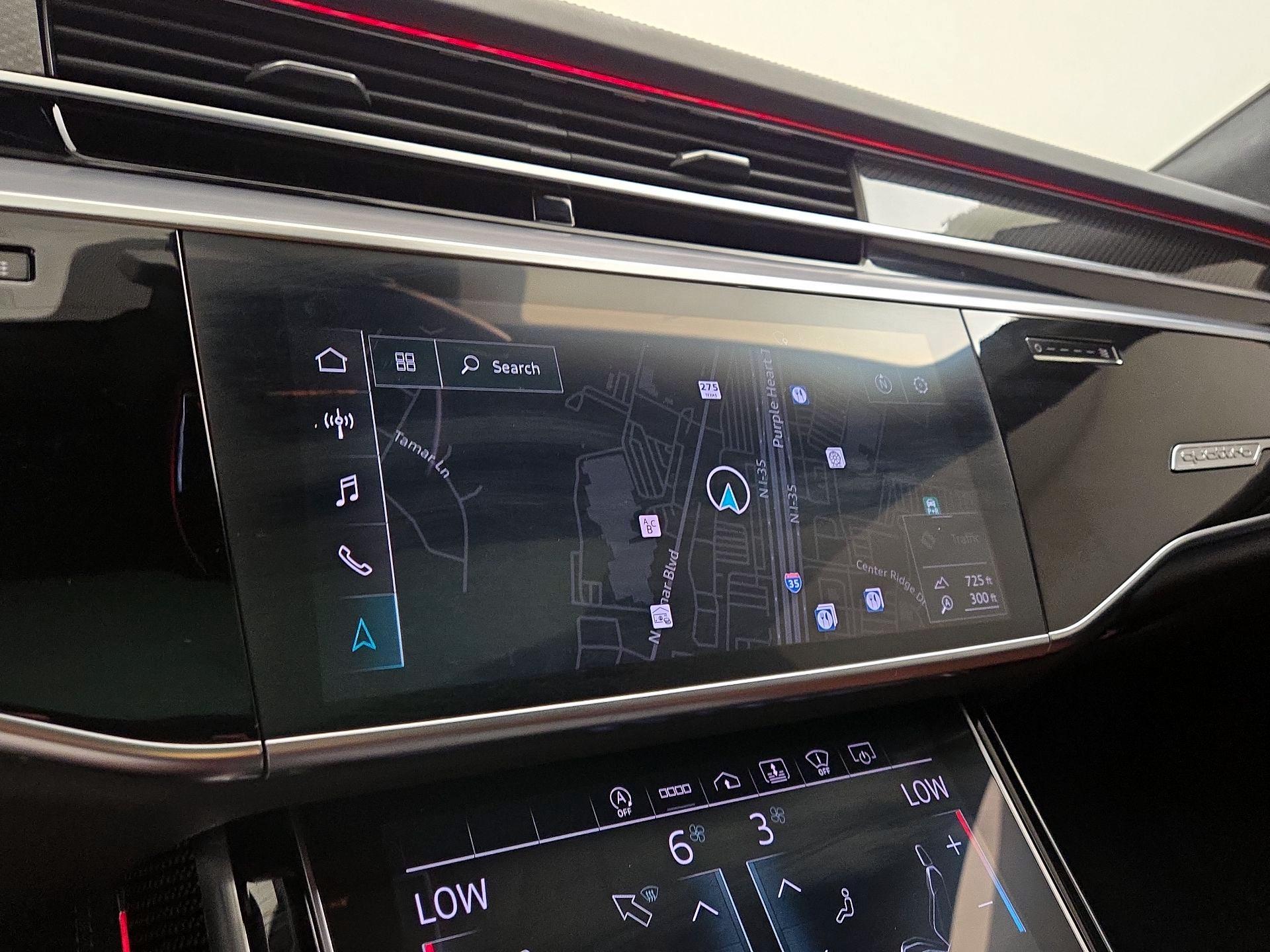 Thumbnail: 2022 Audi S8 - 14