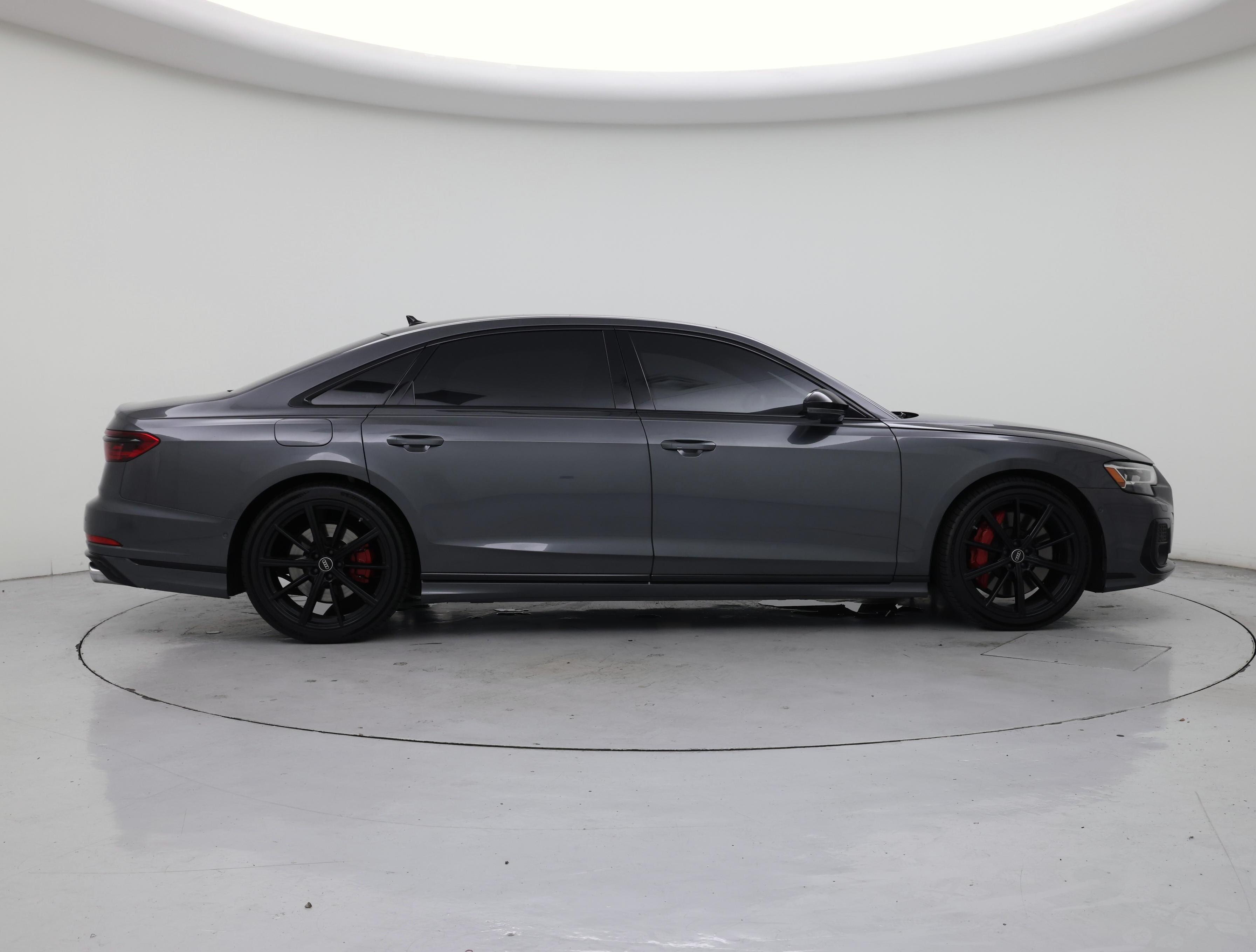 Thumbnail: 2022 Audi S8 - 7