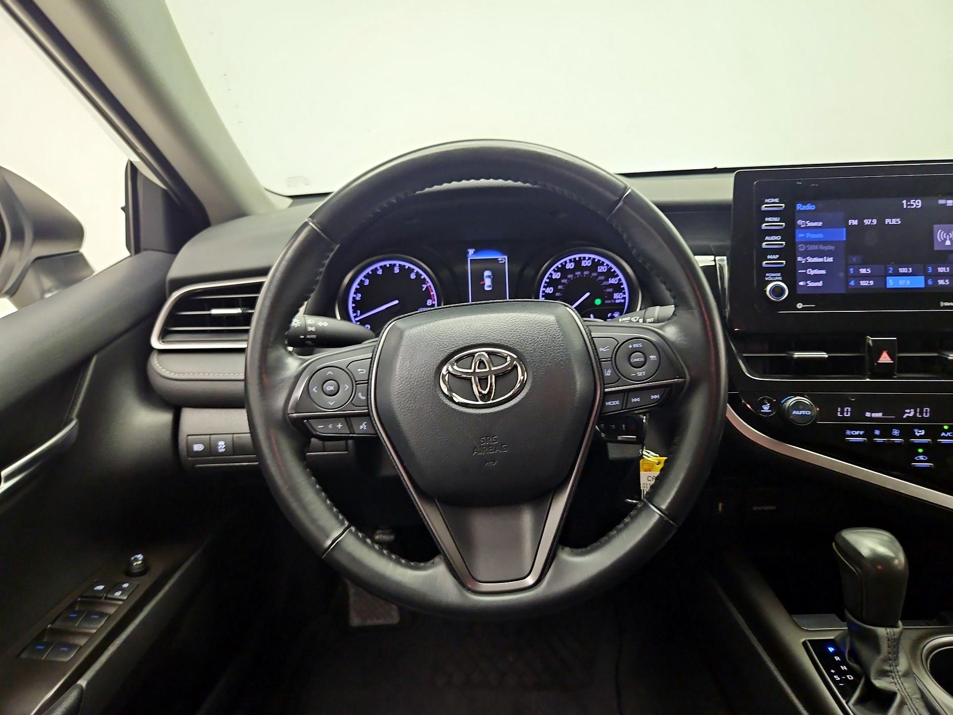 Thumbnail: 2023 Toyota Camry - 10