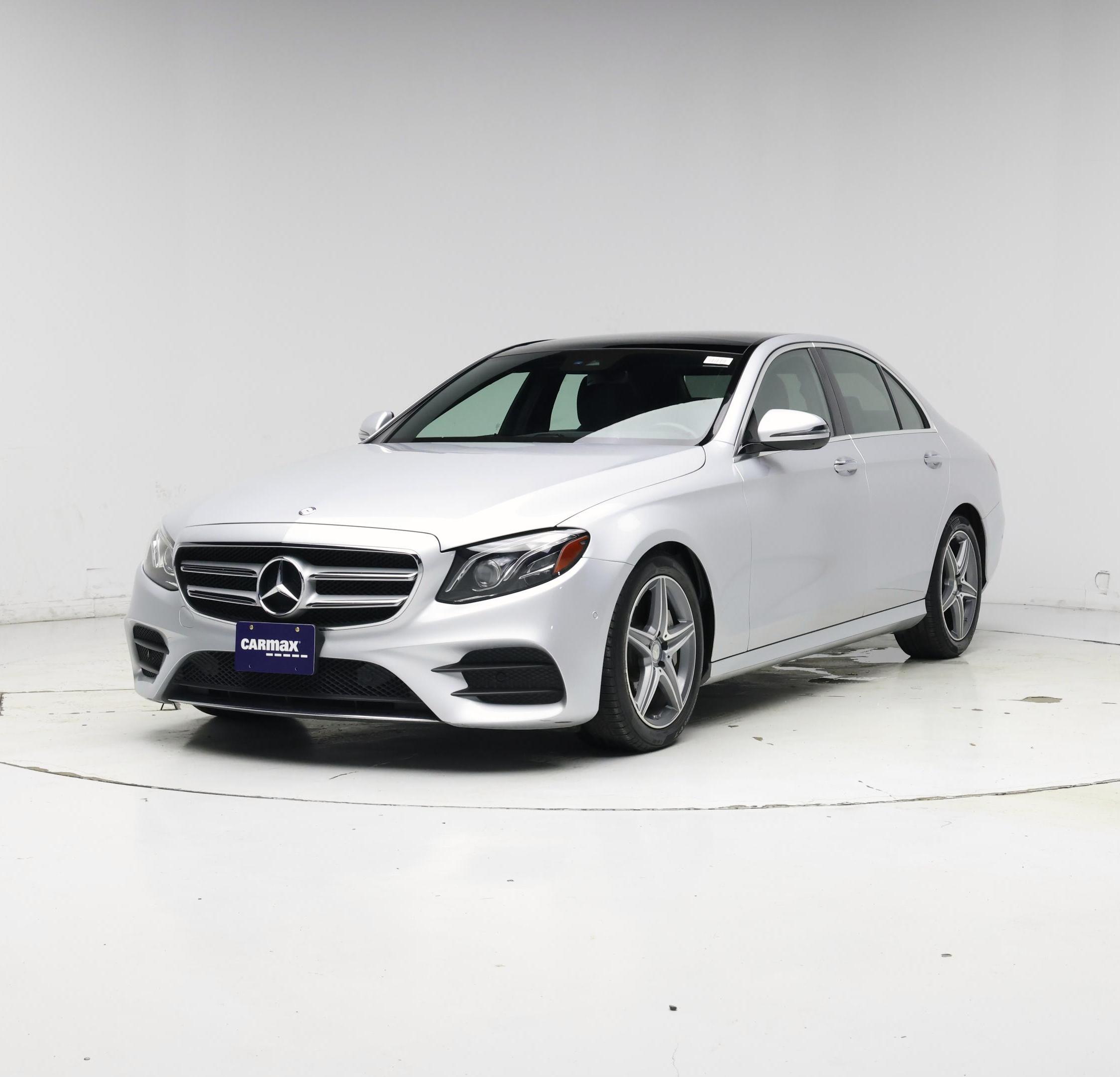 Thumbnail: 2017 Mercedes-Benz E-Class - 4