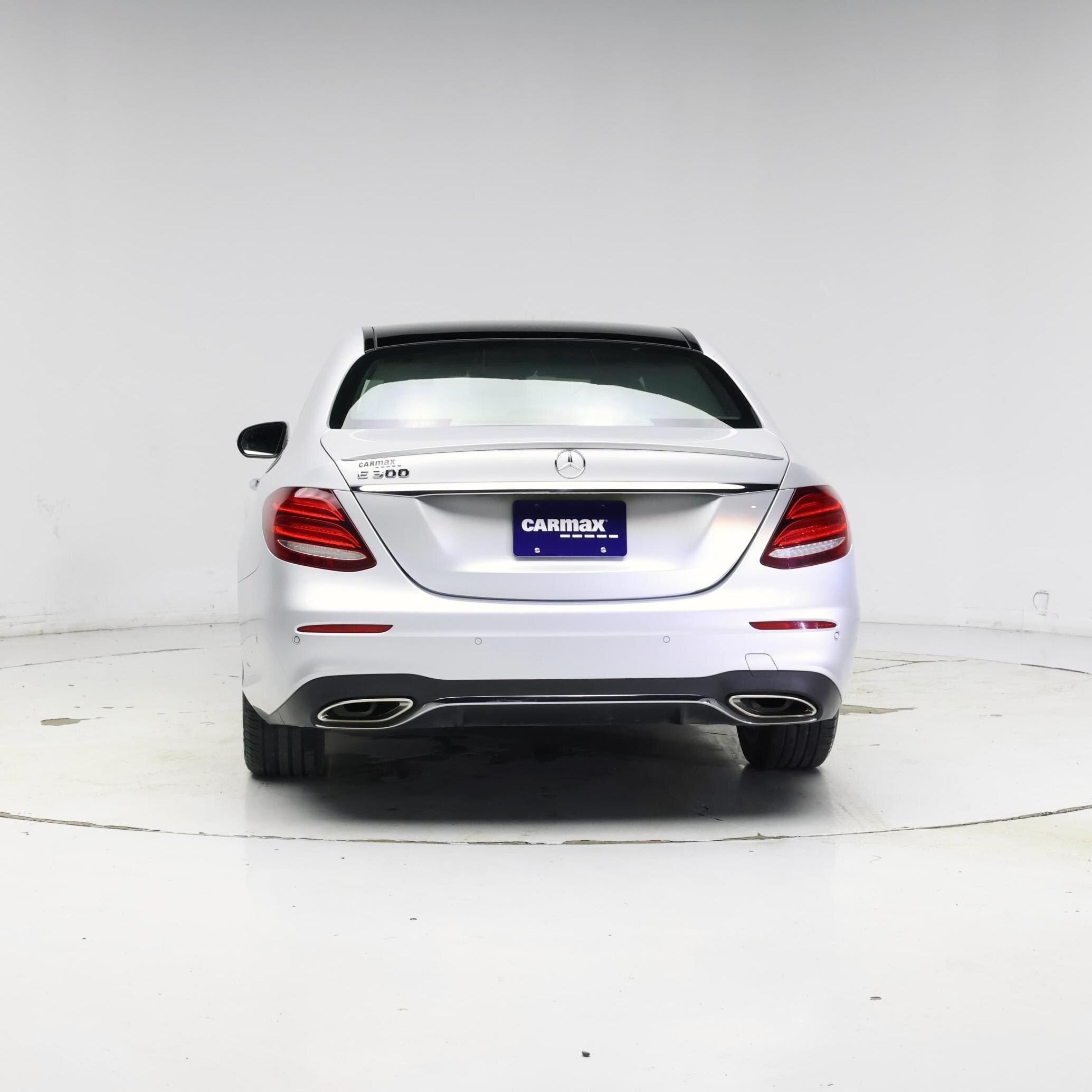 Thumbnail: 2017 Mercedes-Benz E-Class - 6