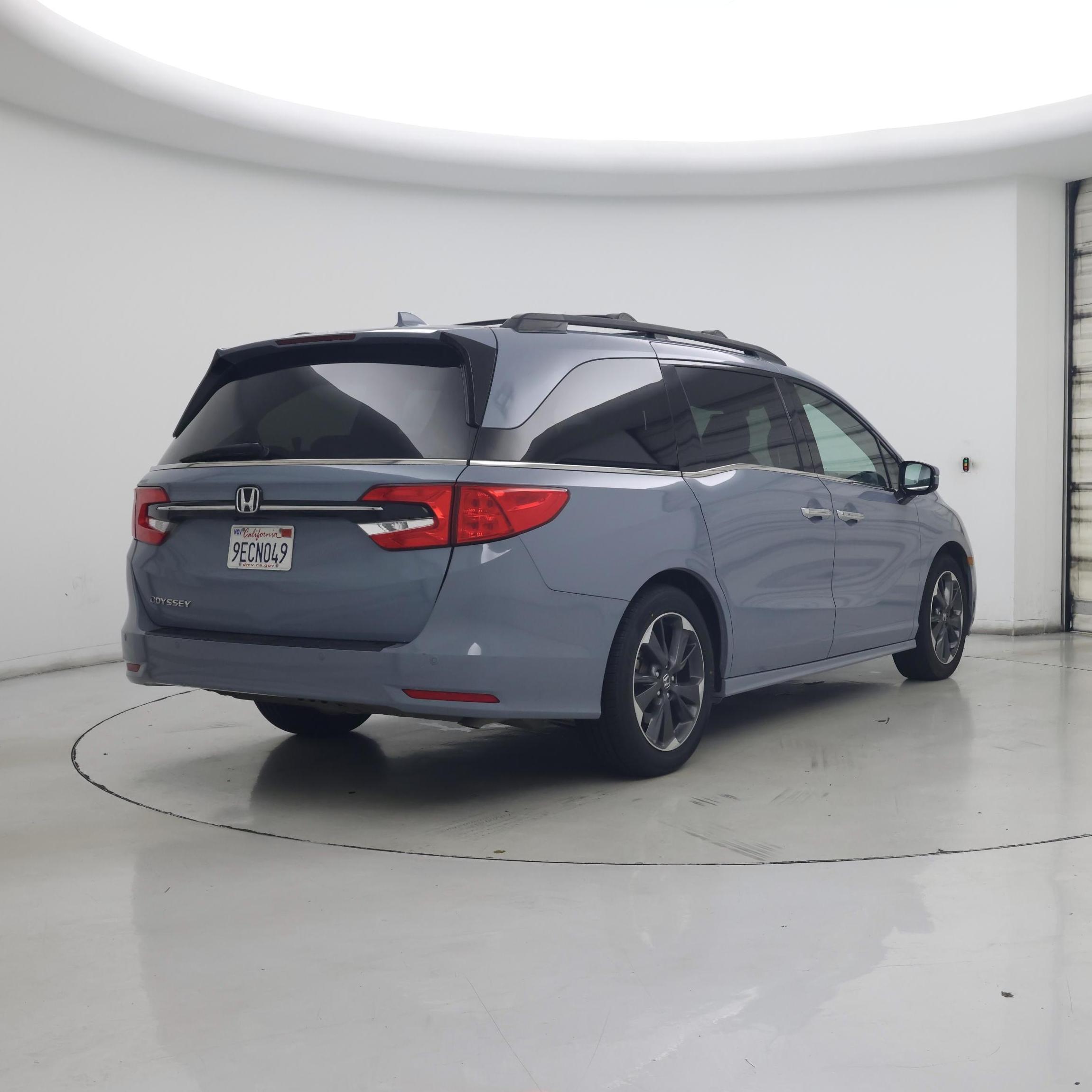 Thumbnail: 2023 Honda Odyssey - 8