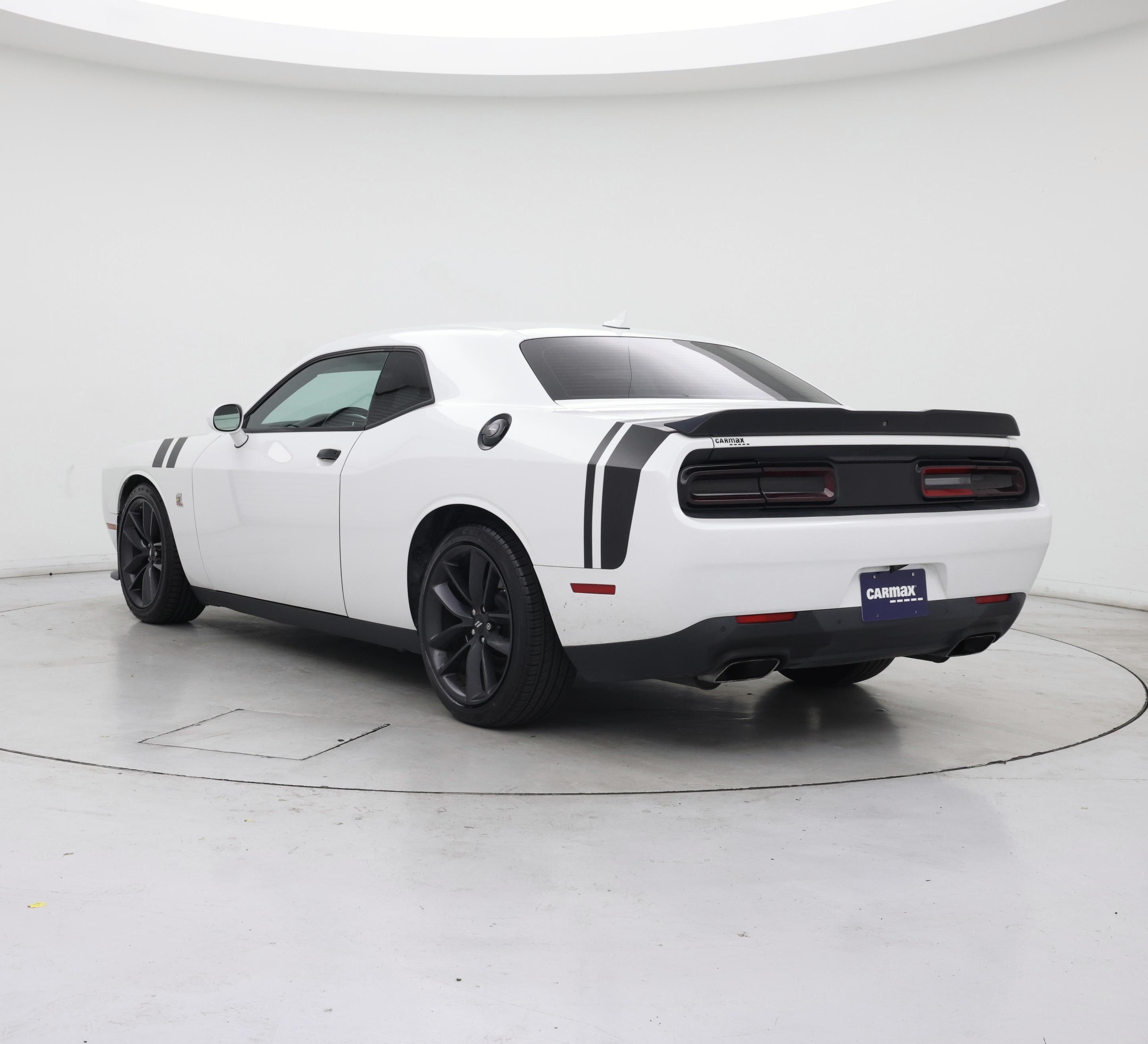 Thumbnail: 2019 Dodge Challenger - 2