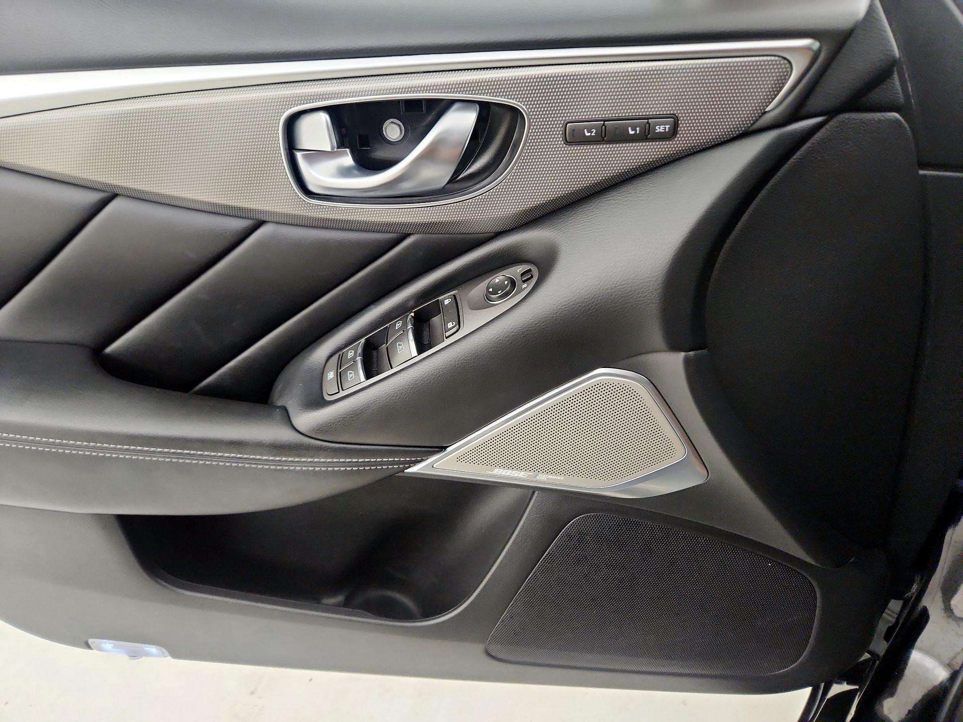 Thumbnail: 2017 INFINITI Q50 - 12