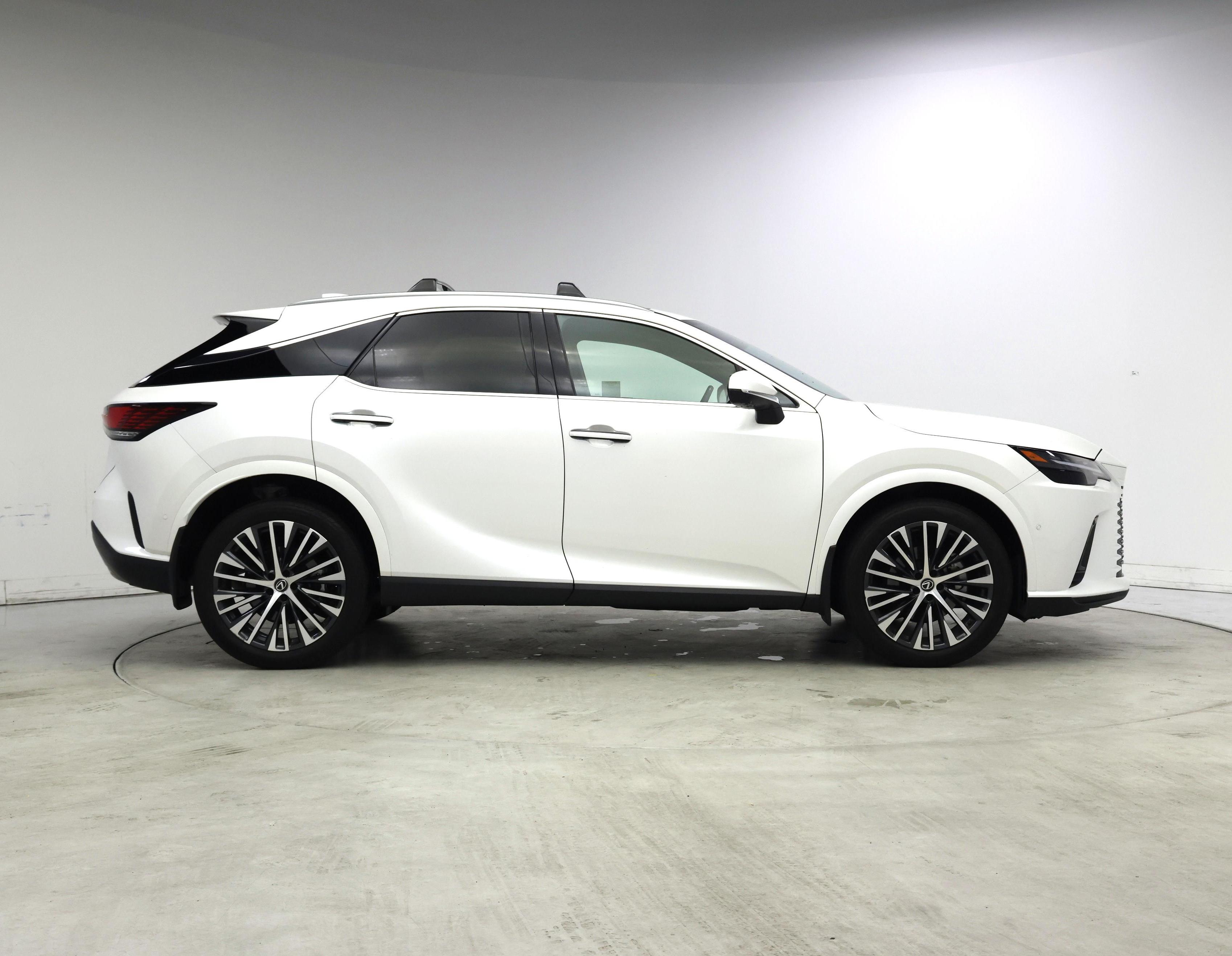 Thumbnail: 2024 Lexus RX - 7