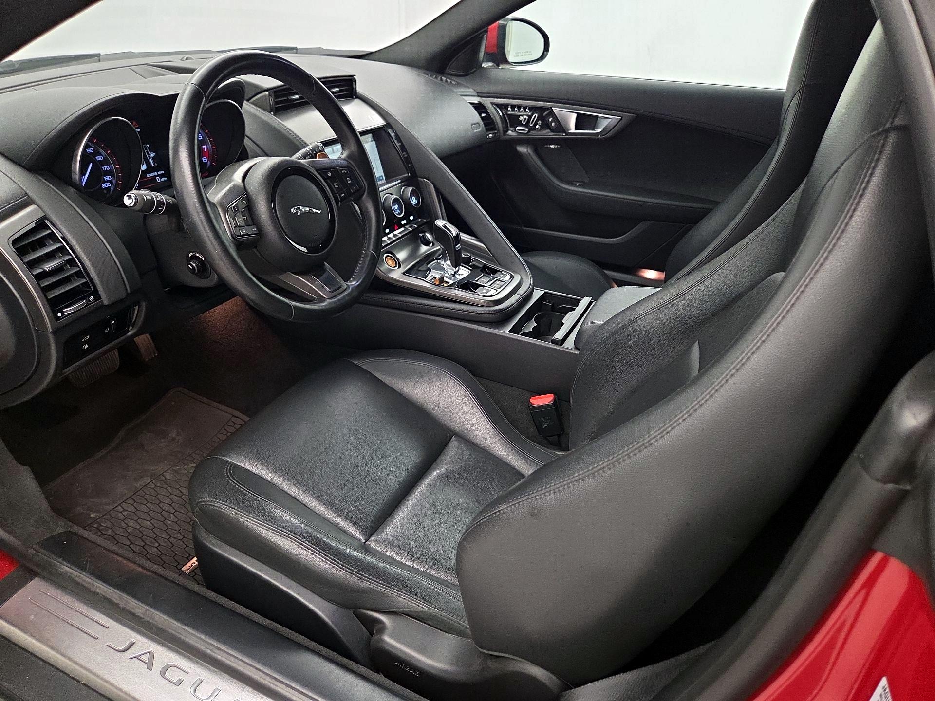 Thumbnail: 2015 Jaguar F-Type - 11
