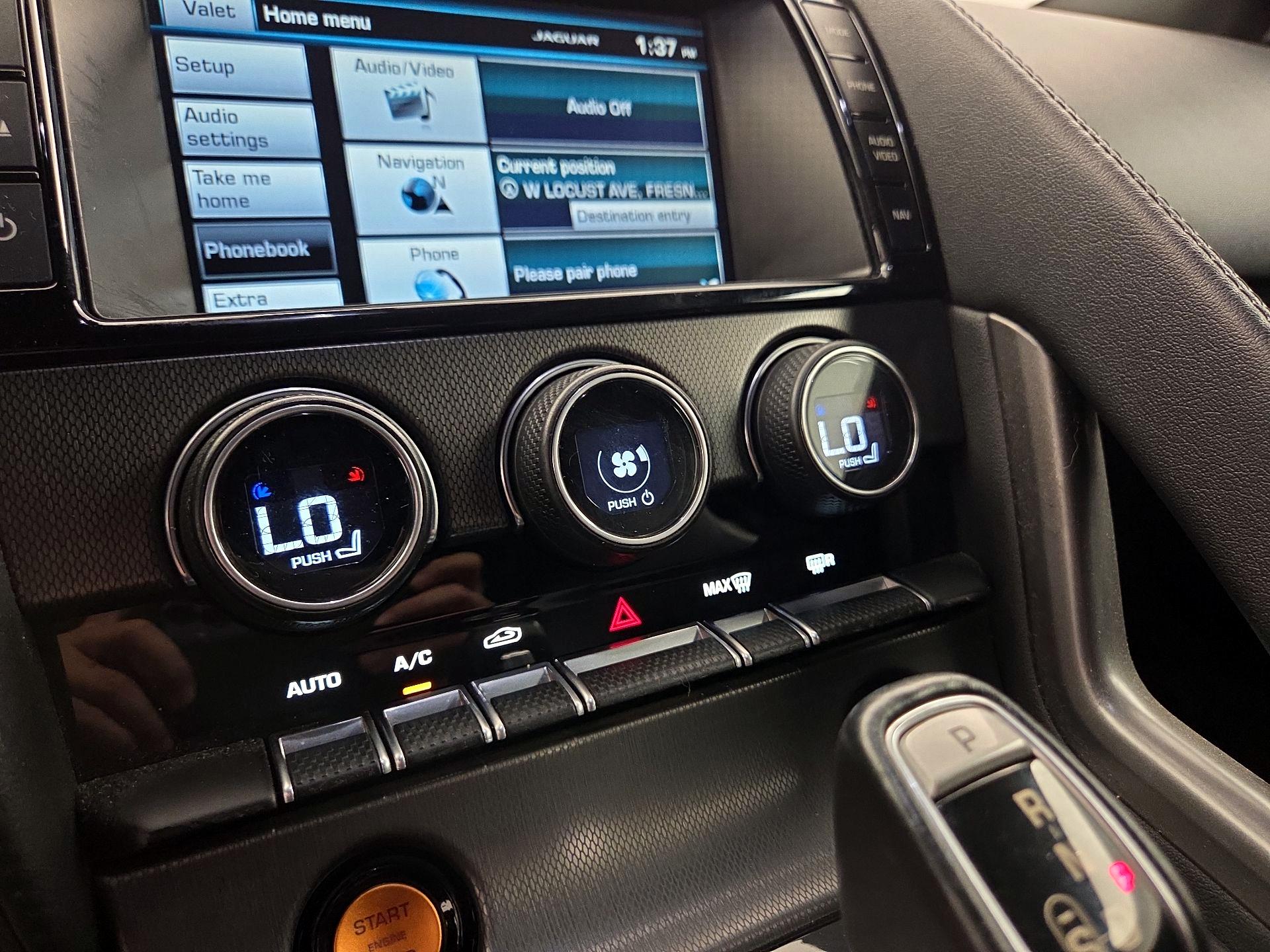 Thumbnail: 2015 Jaguar F-Type - 16