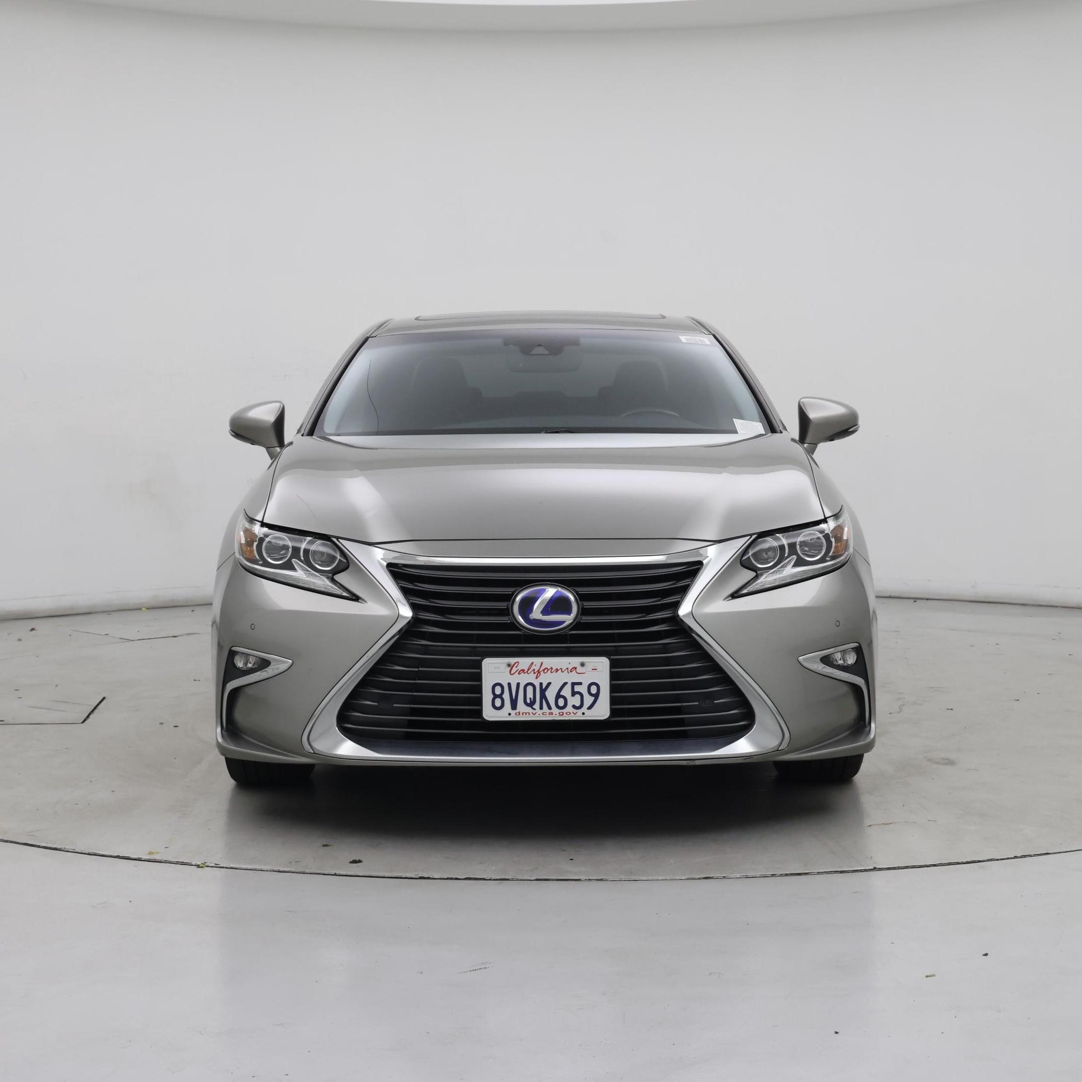 Thumbnail: 2018 Lexus ES - 5