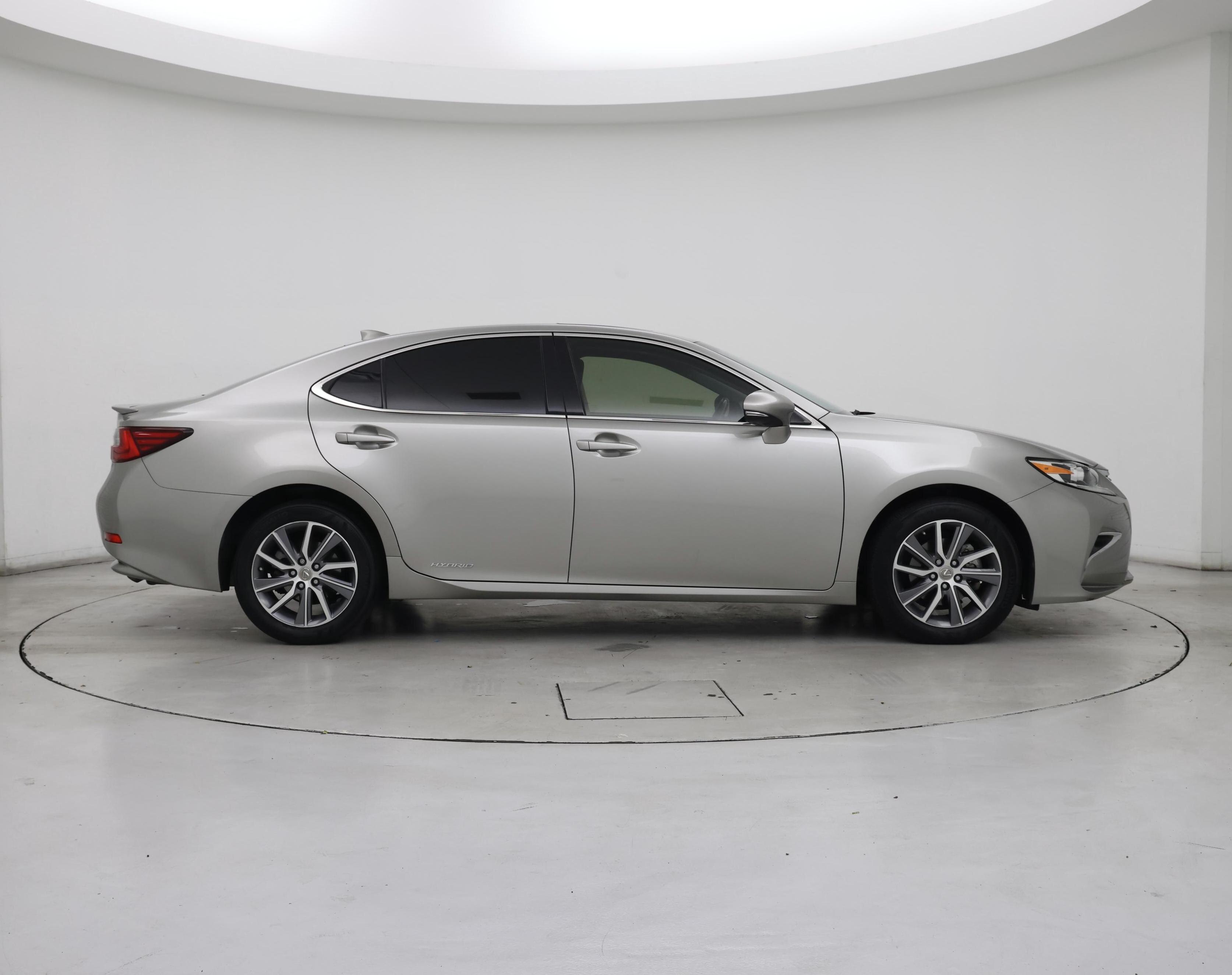 Thumbnail: 2018 Lexus ES - 7