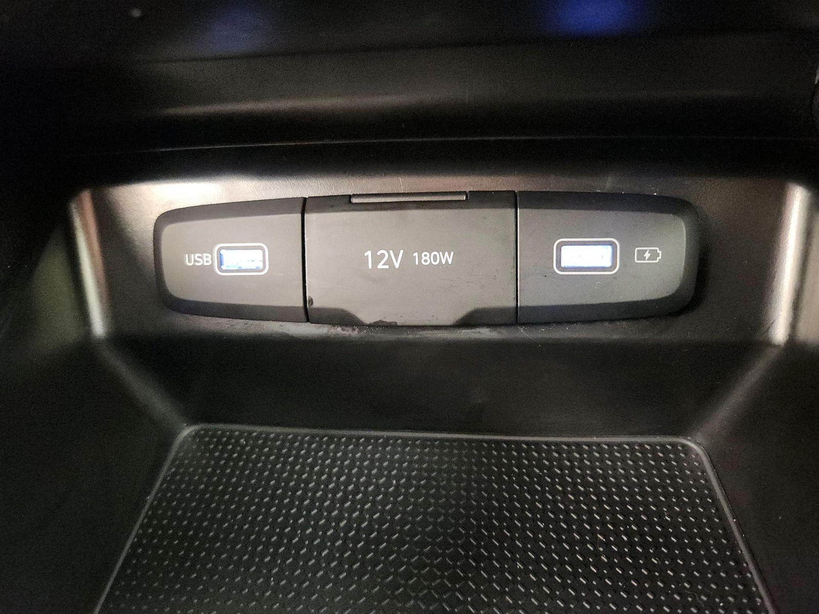 2022 Hyundai Santa Cruz SE - Photo 19