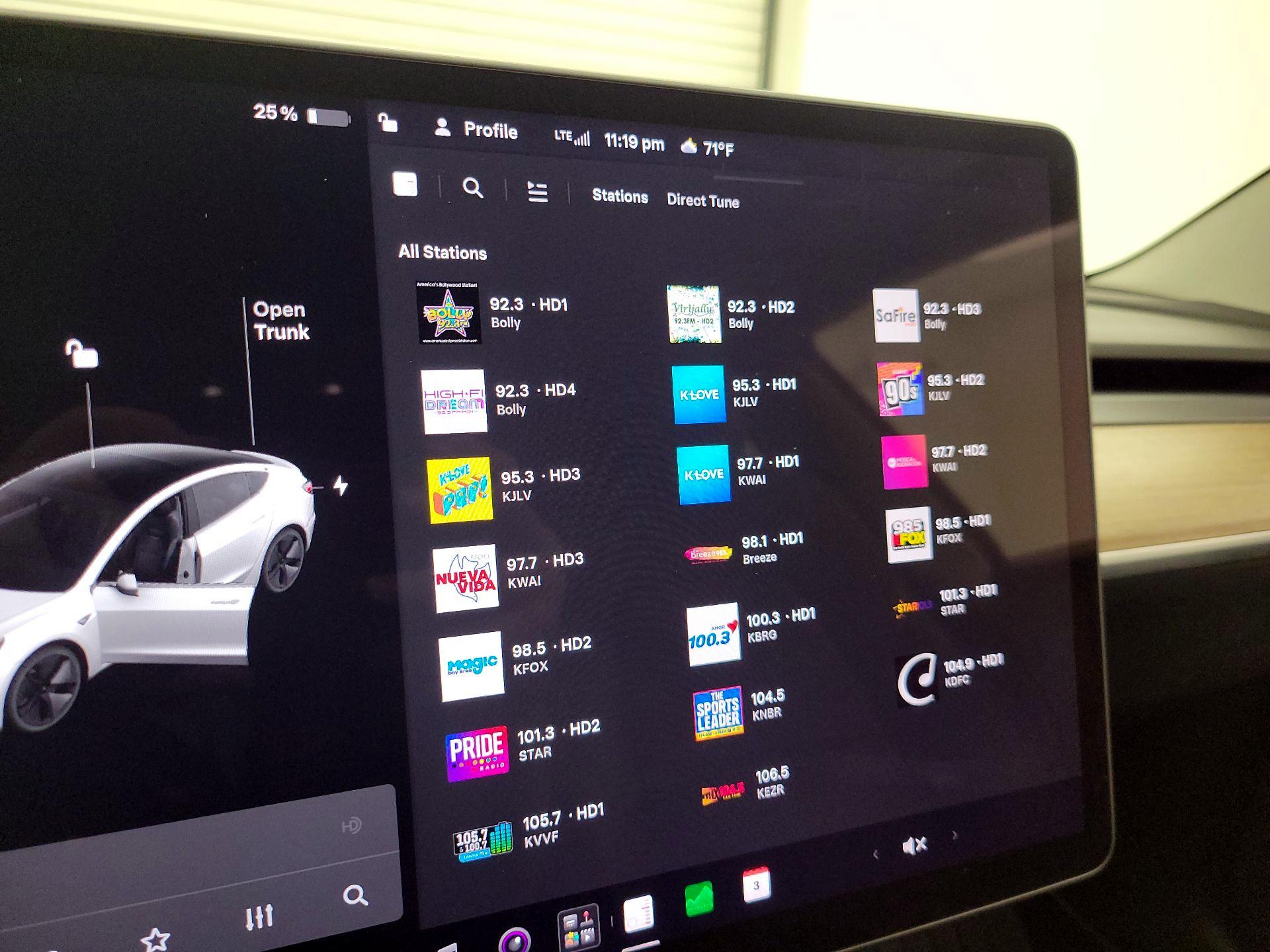Thumbnail: 2020 Tesla Model 3 - 15