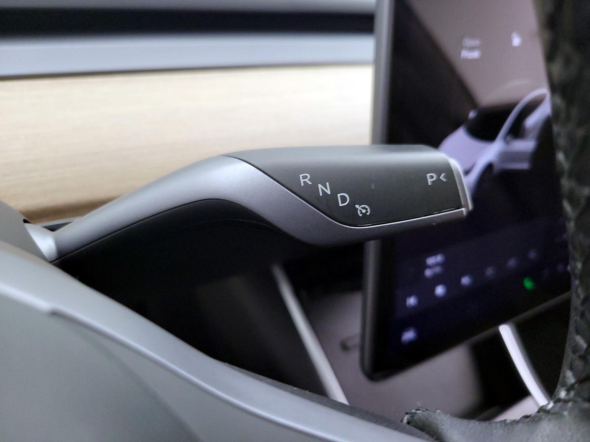 Thumbnail: 2020 Tesla Model 3 - 17
