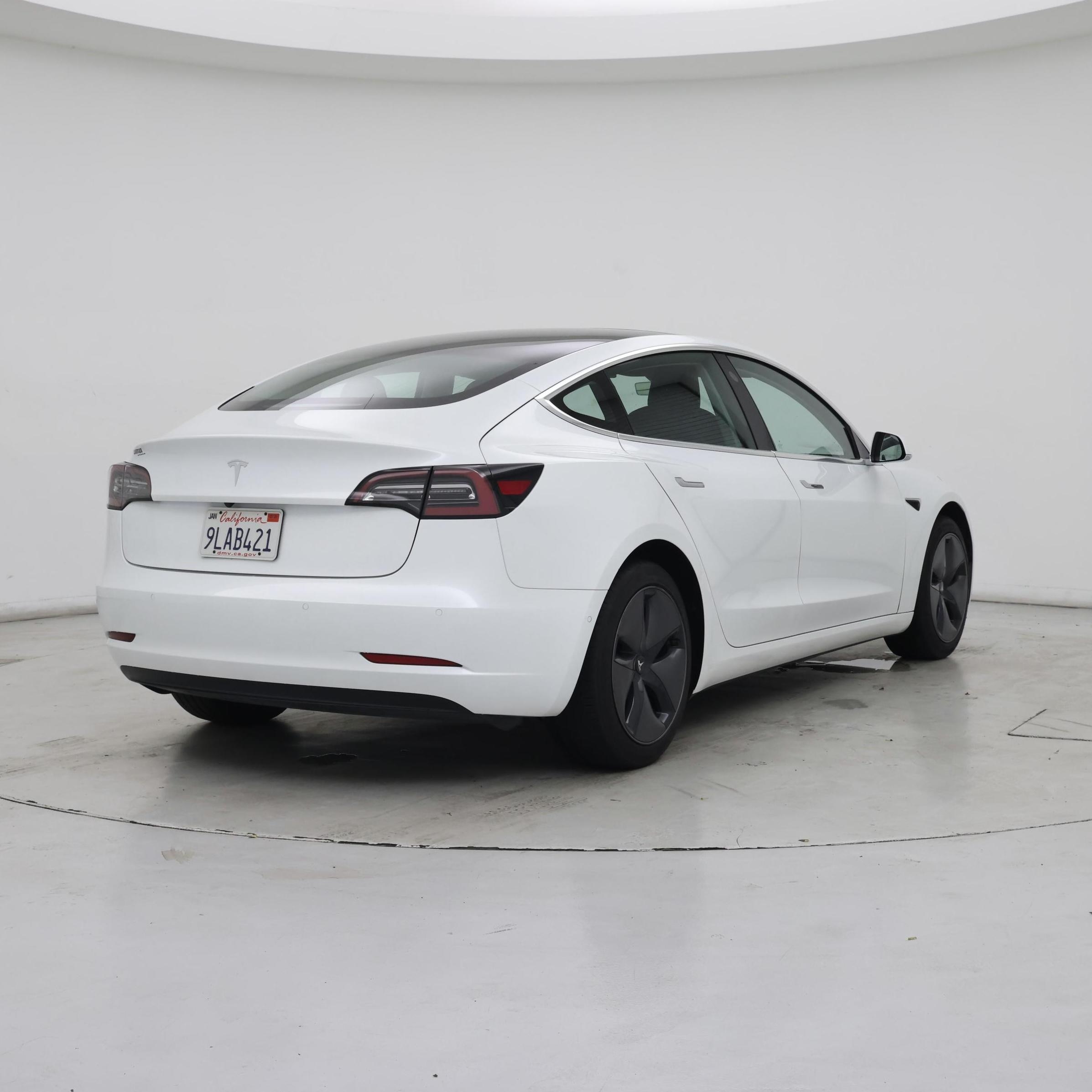 Thumbnail: 2020 Tesla Model 3 - 8