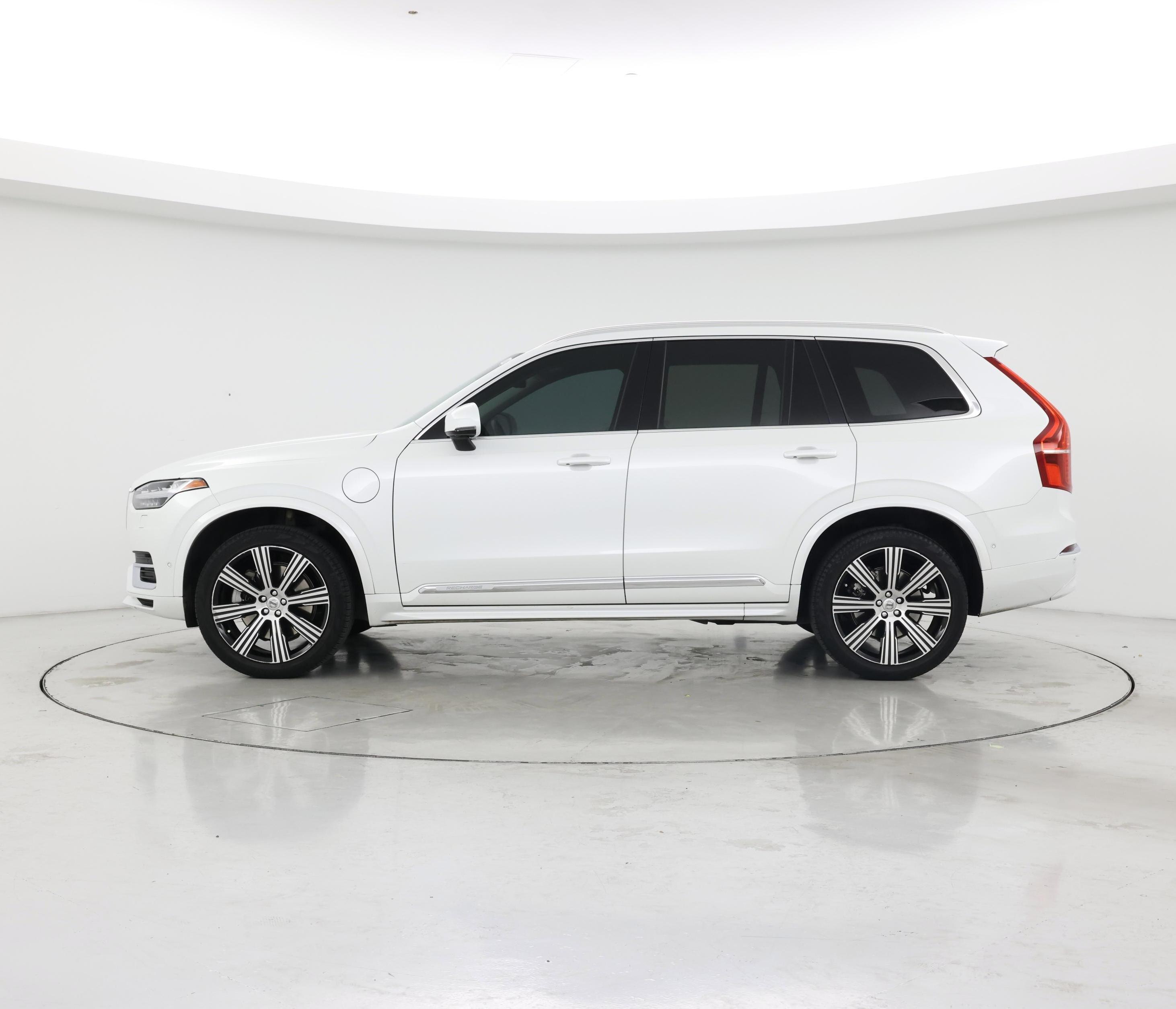 Thumbnail: 2023 Volvo XC90 - 3