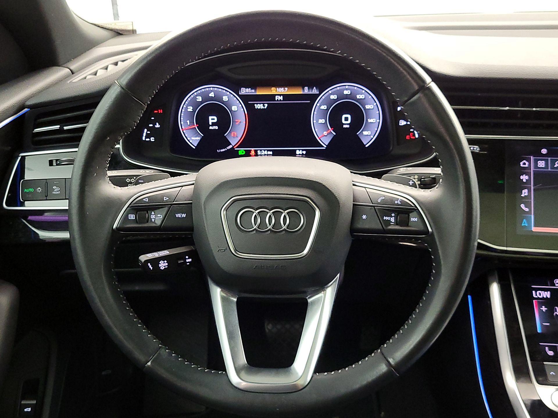 Thumbnail: 2019 Audi Q8 - 10