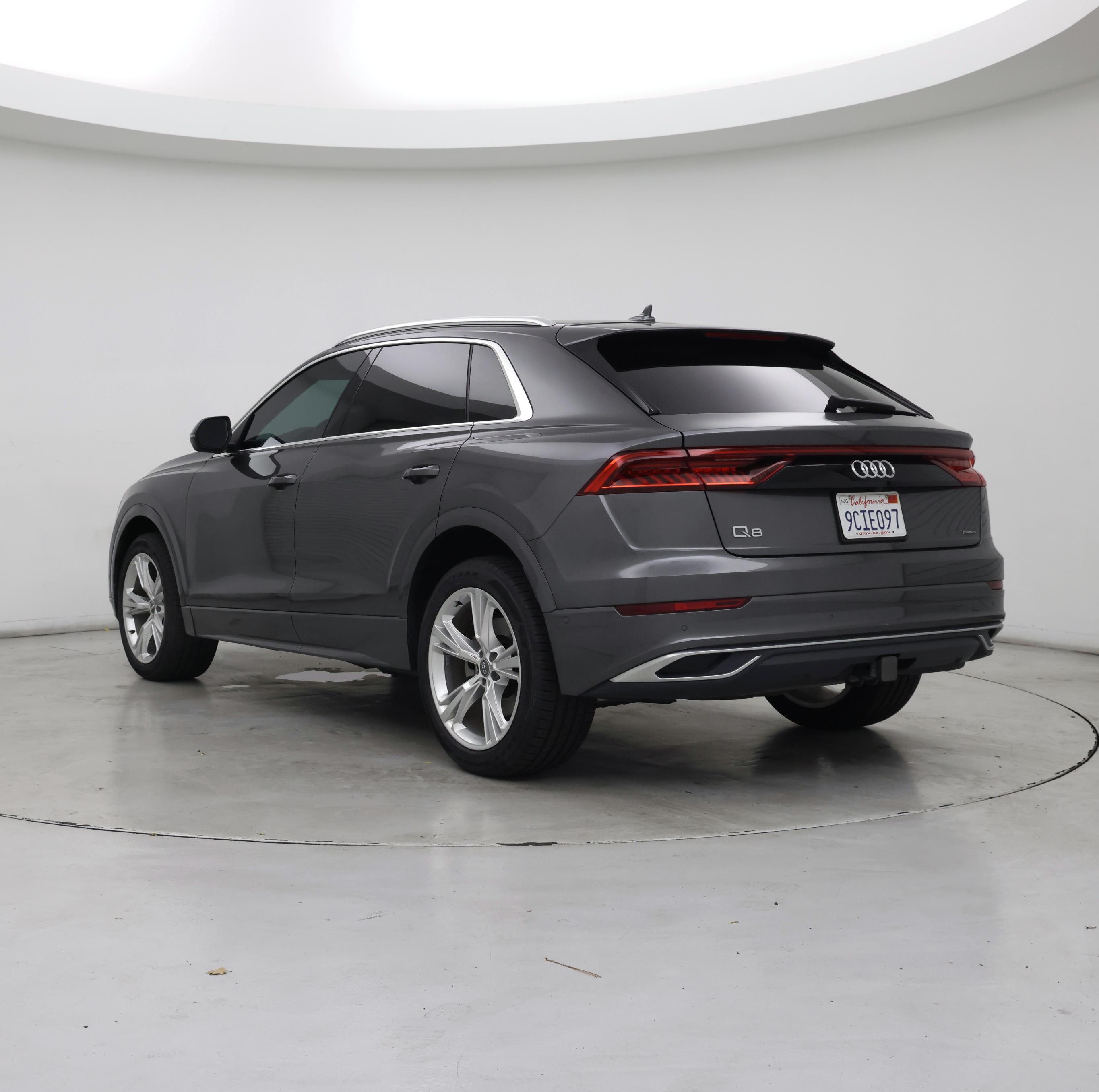 Thumbnail: 2019 Audi Q8 - 2