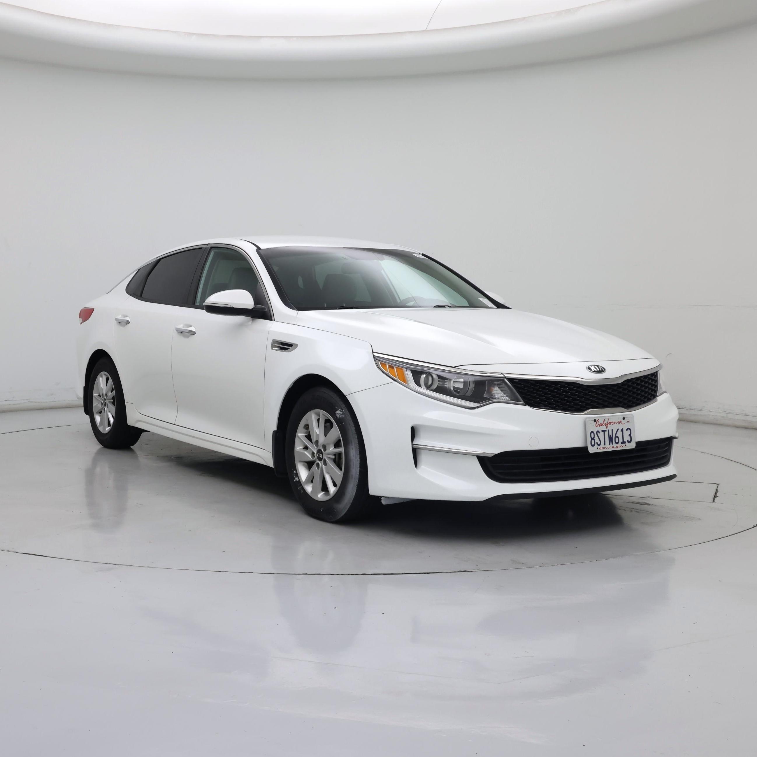 White 2018 Kia Optima LX Sedan Front-Wheel Drive Automatic