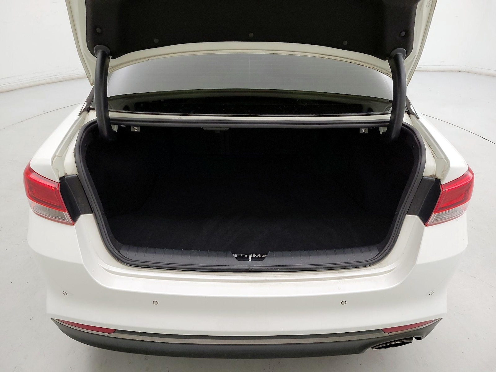 2018 Kia Optima LX - Photo 20