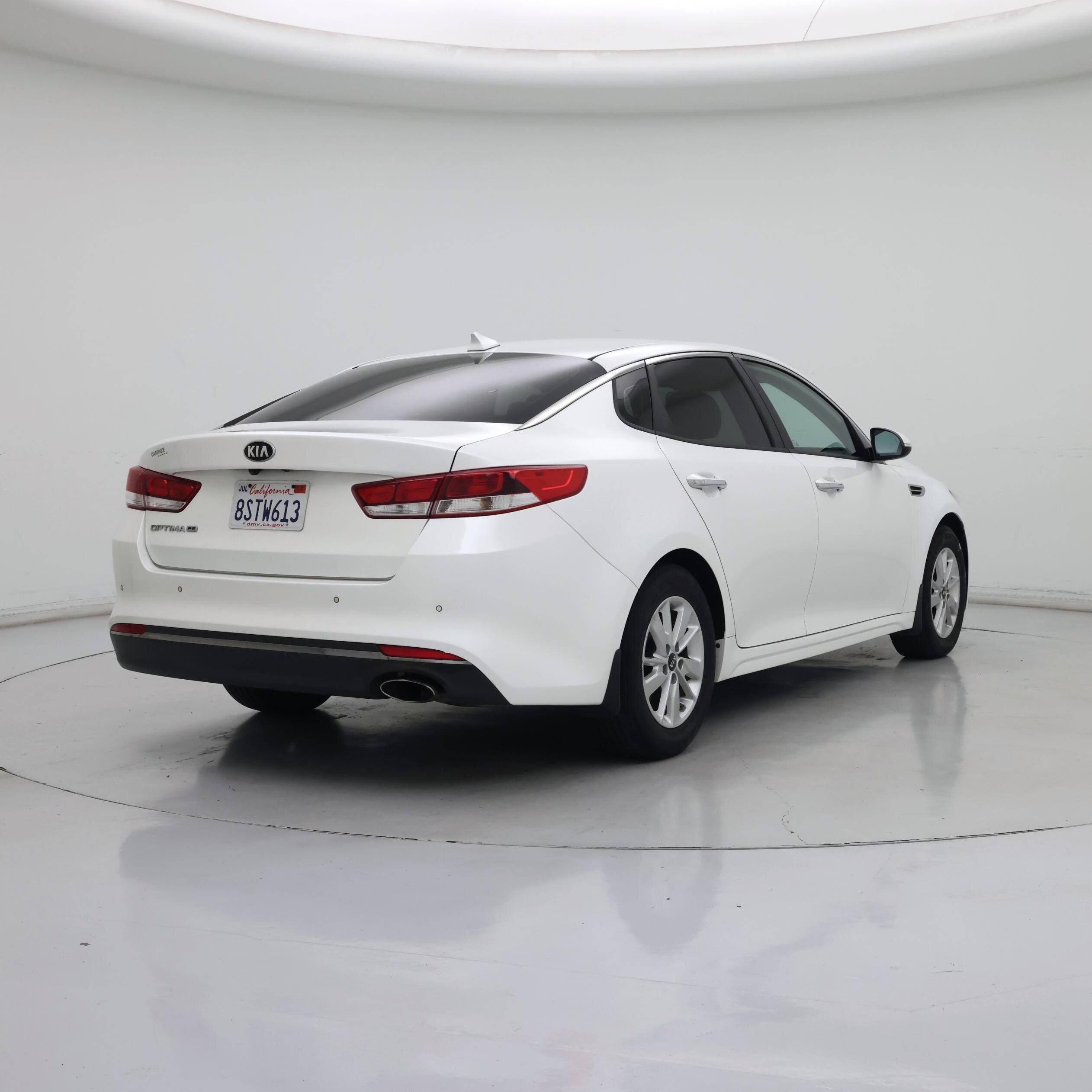 Thumbnail: 2018 Kia Optima - 8