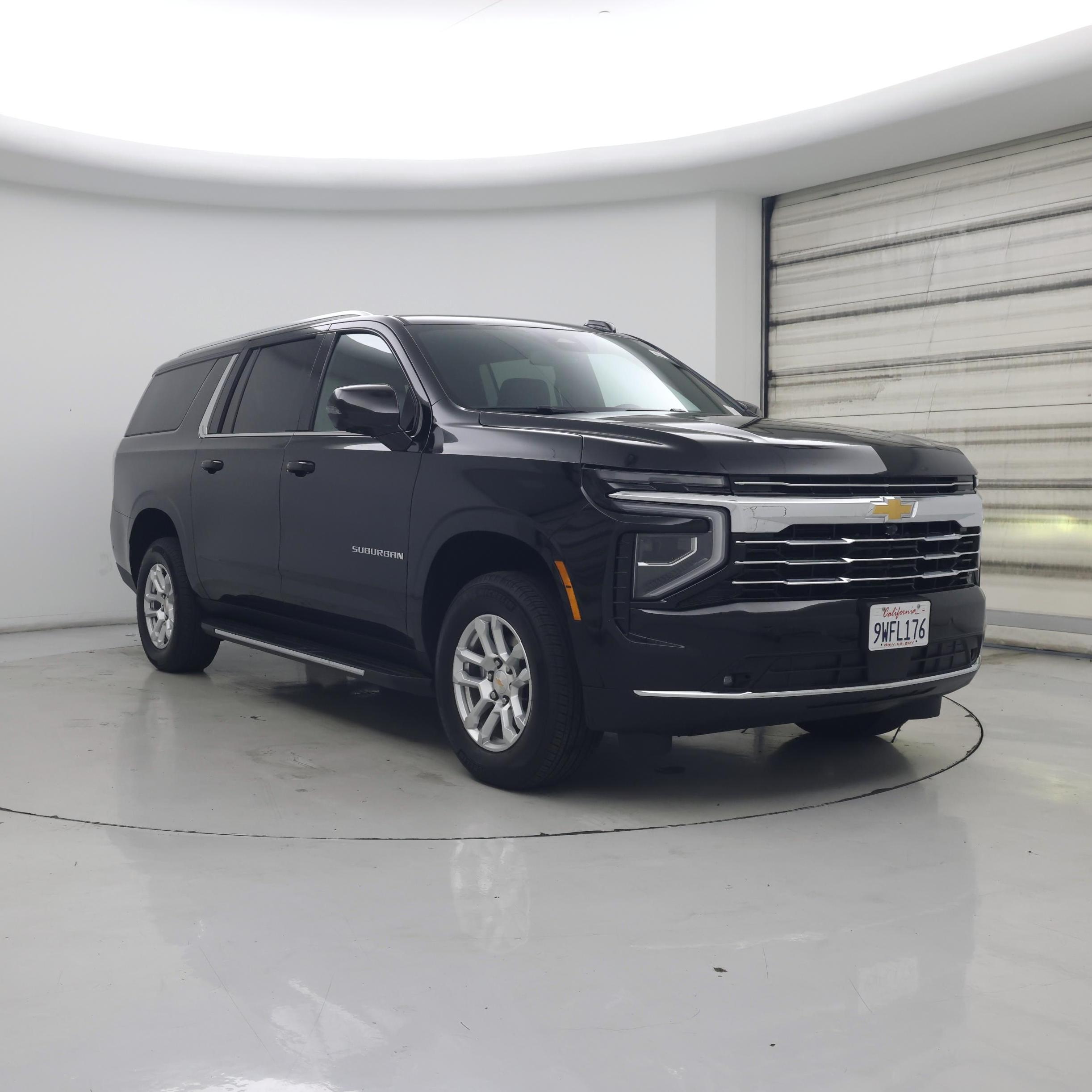 Black 2026 Chevrolet Suburban LT RWD SUV / Crossover 4X2 Automatic