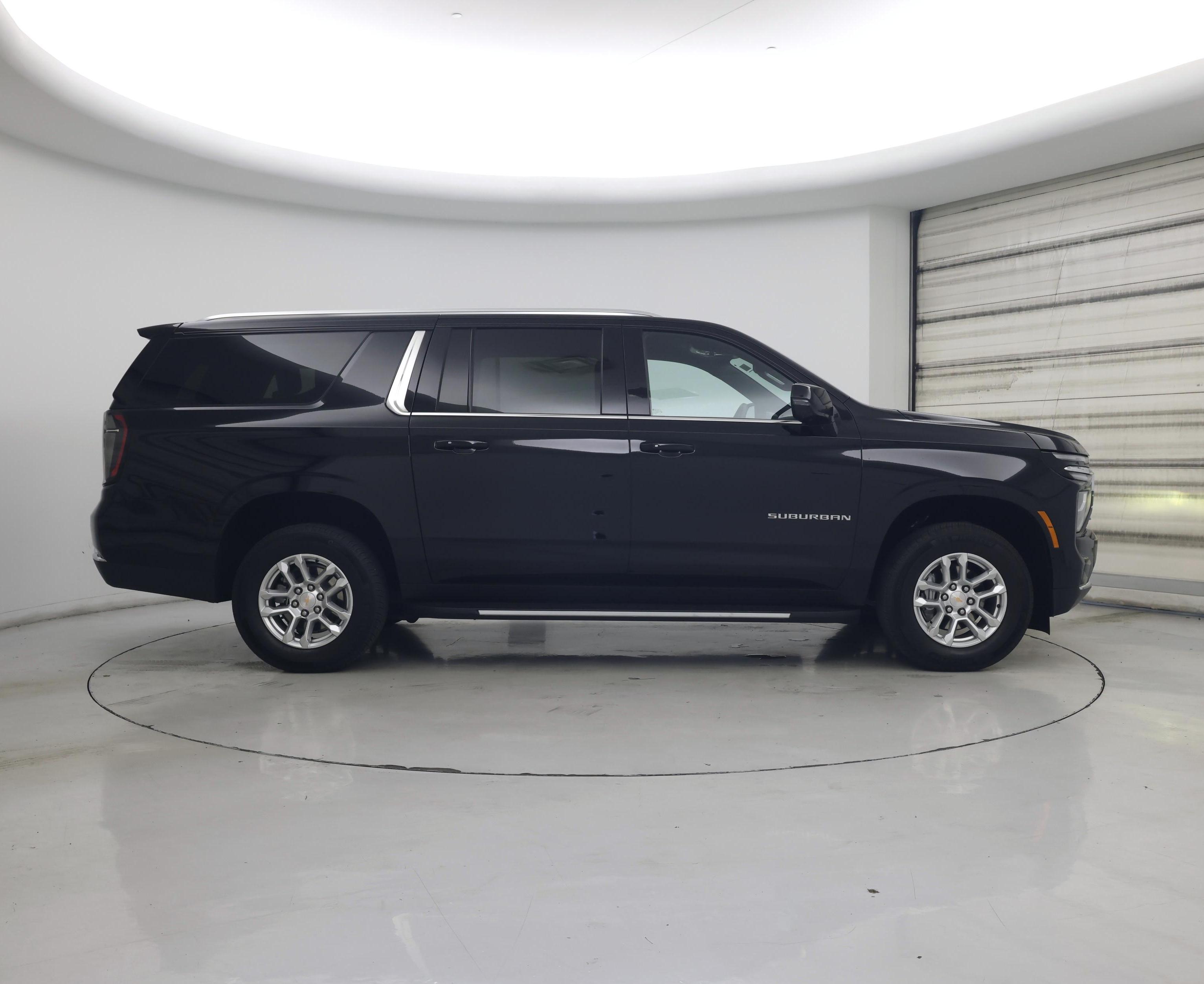 Thumbnail: 2026 Chevrolet Suburban - 7