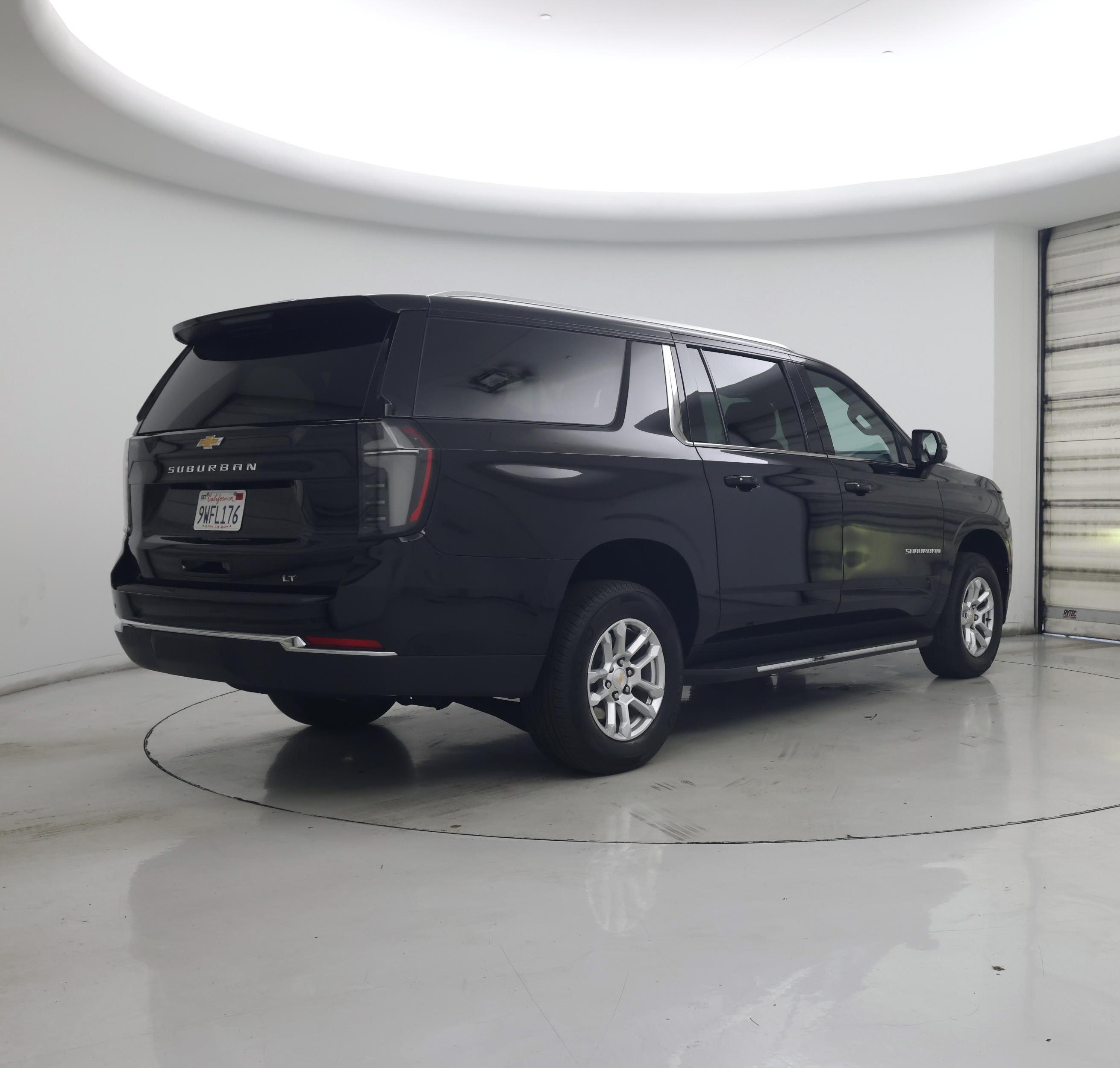 Thumbnail: 2026 Chevrolet Suburban - 8