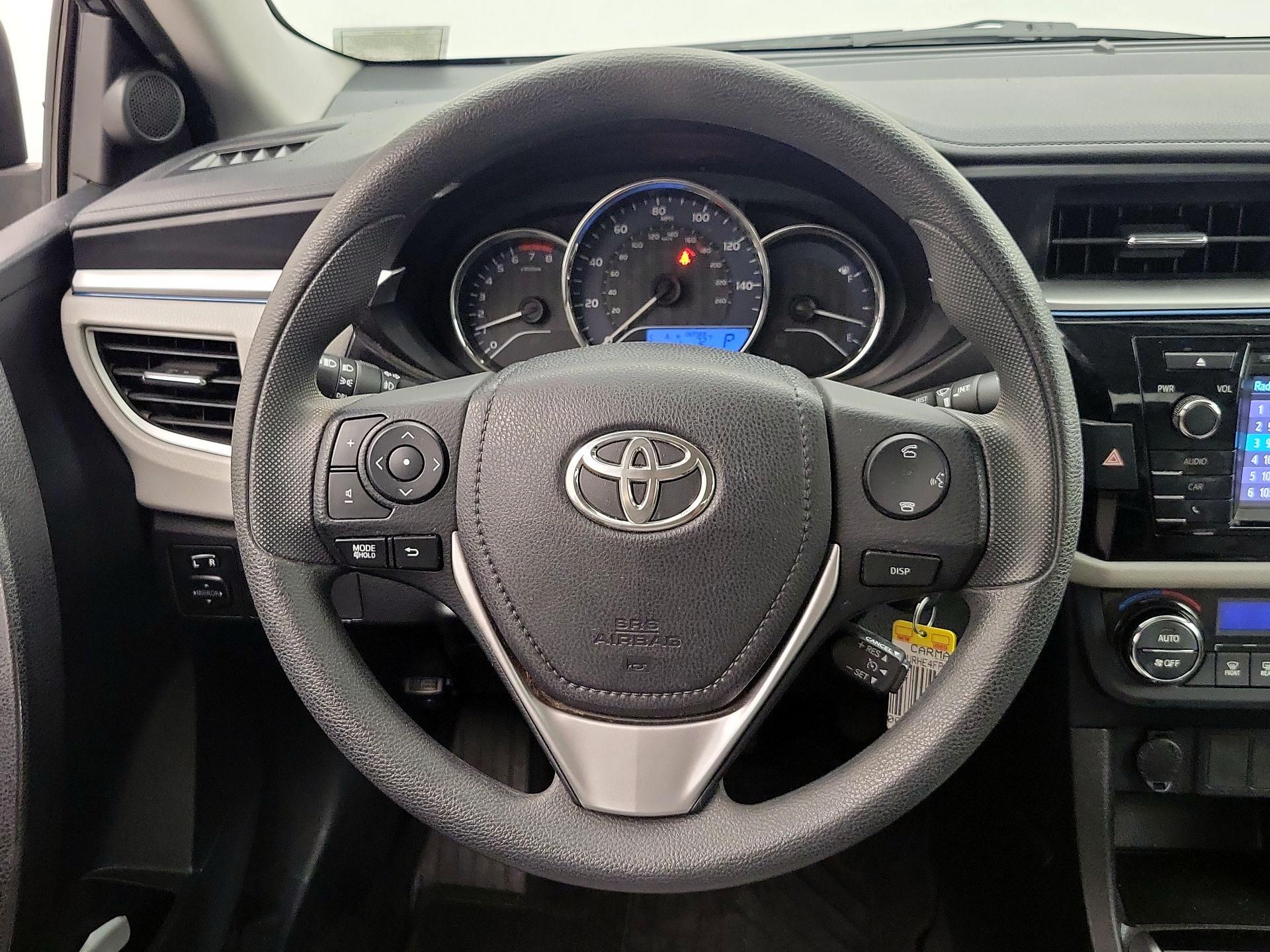 Thumbnail: 2015 Toyota Corolla - 10