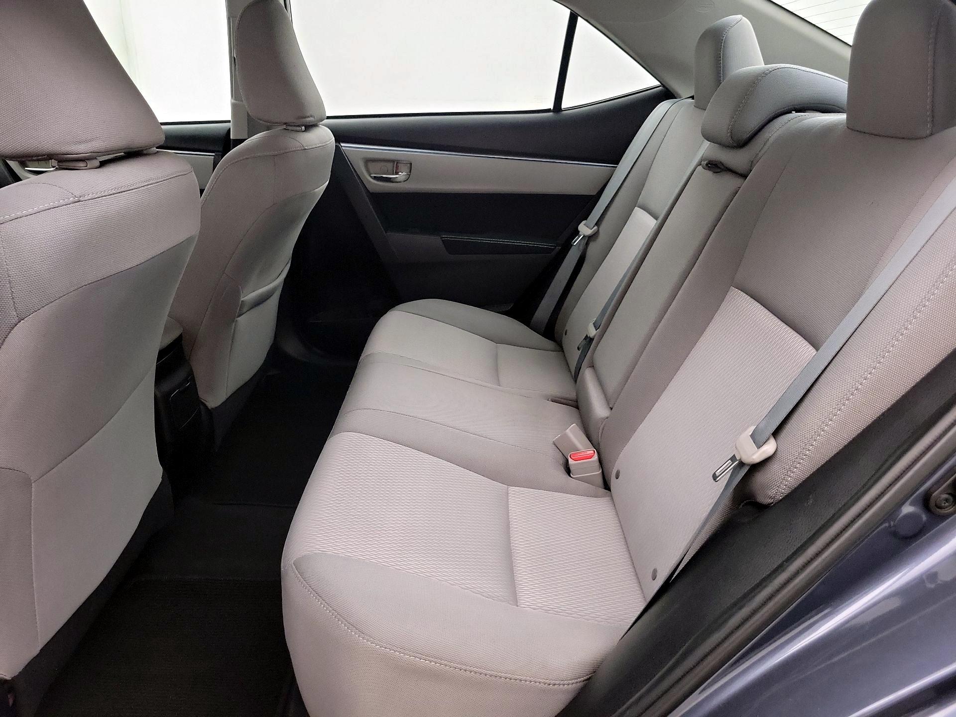 Thumbnail: 2015 Toyota Corolla - 19