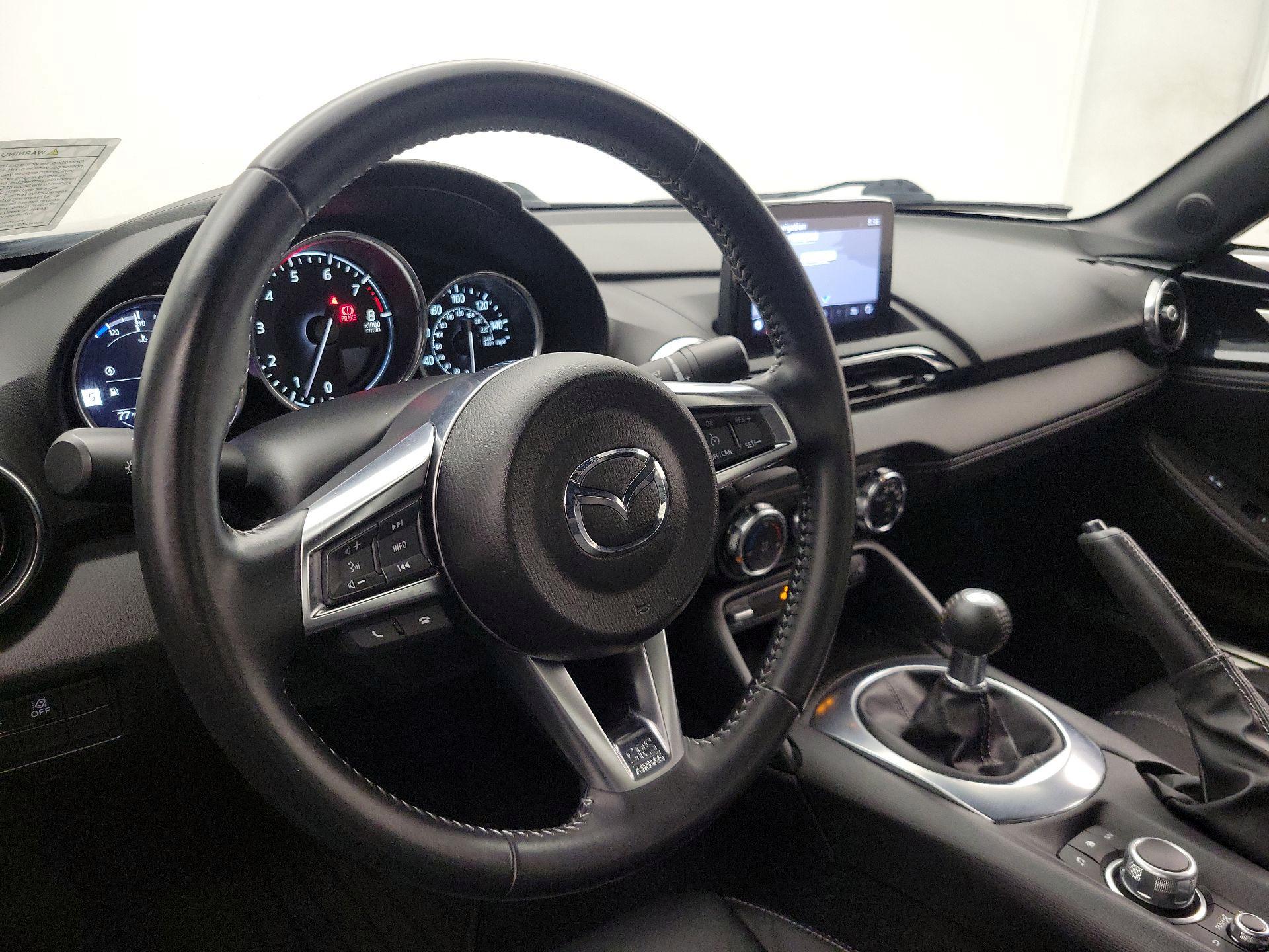 Thumbnail: 2021 Mazda MX-5 Miata - 9