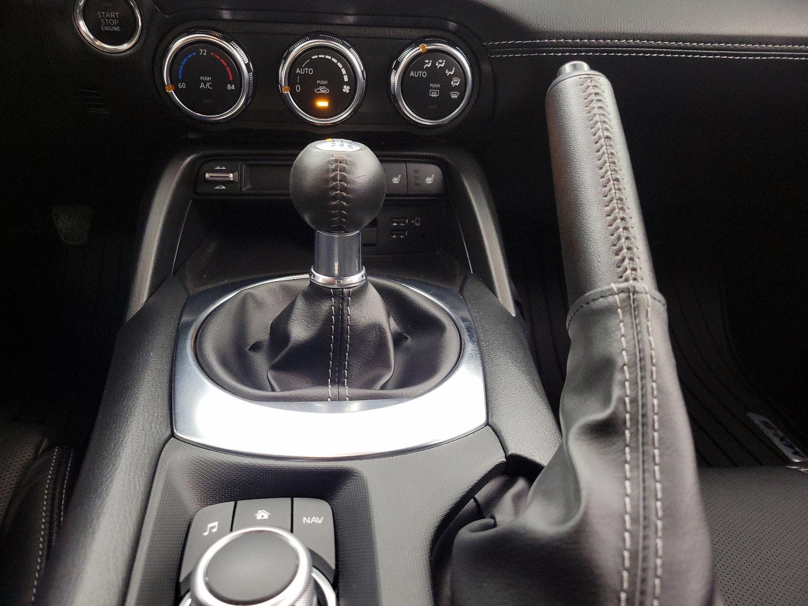 2021 Mazda MX-5 Miata RF Grand Touring - Photo 19